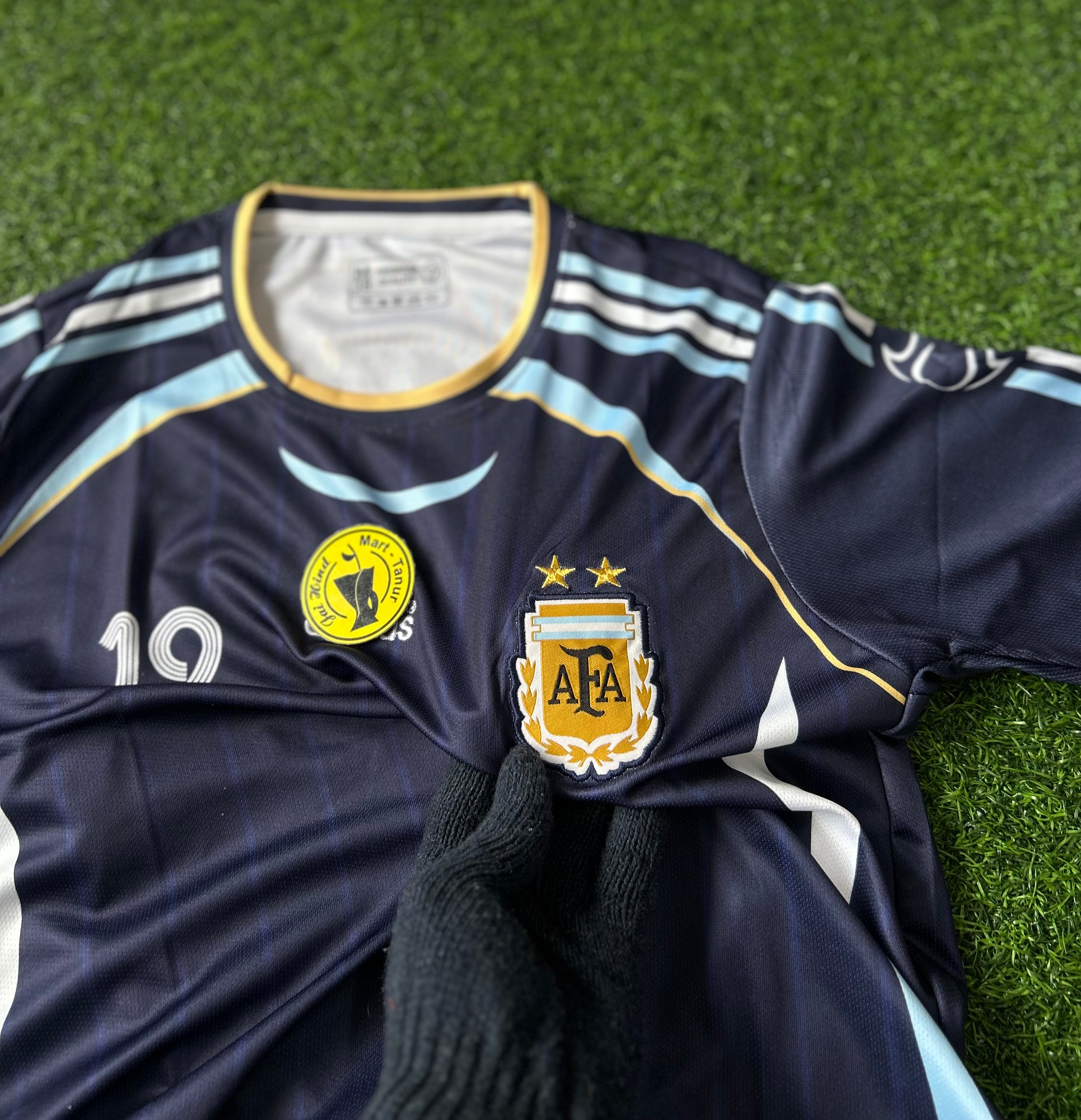ARGENTINA 2006 AWAY KIT, HALF SLEEVE EMBROIDERY