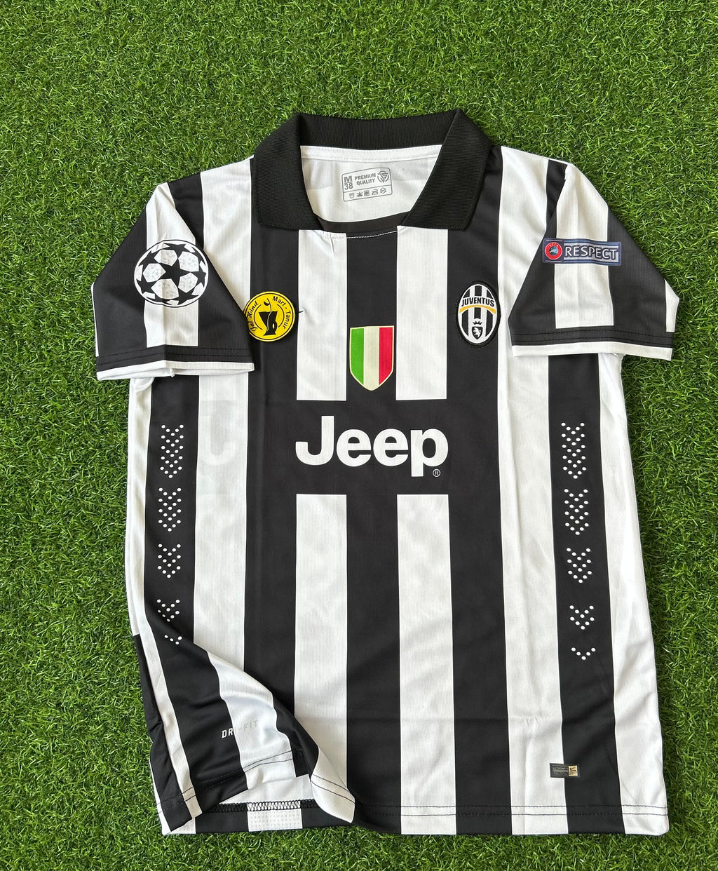 JUVENTUS 2014-15 HOME KIT, HALF SLEEVE EMBROIDERY