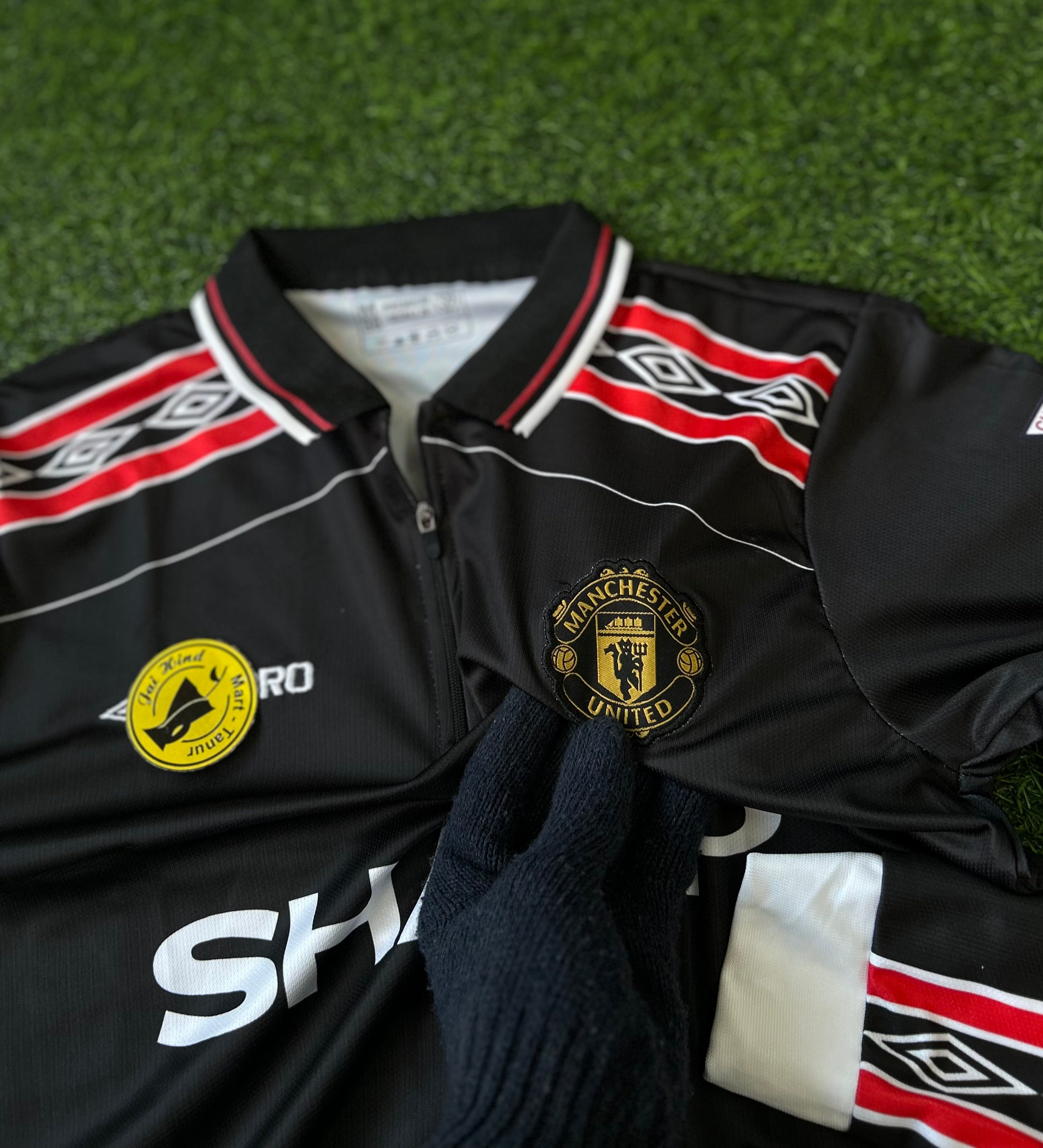MAN UNITED 1998-99 THIRD JERSEY, FULL SLEEVE POLO EMBROIDERY