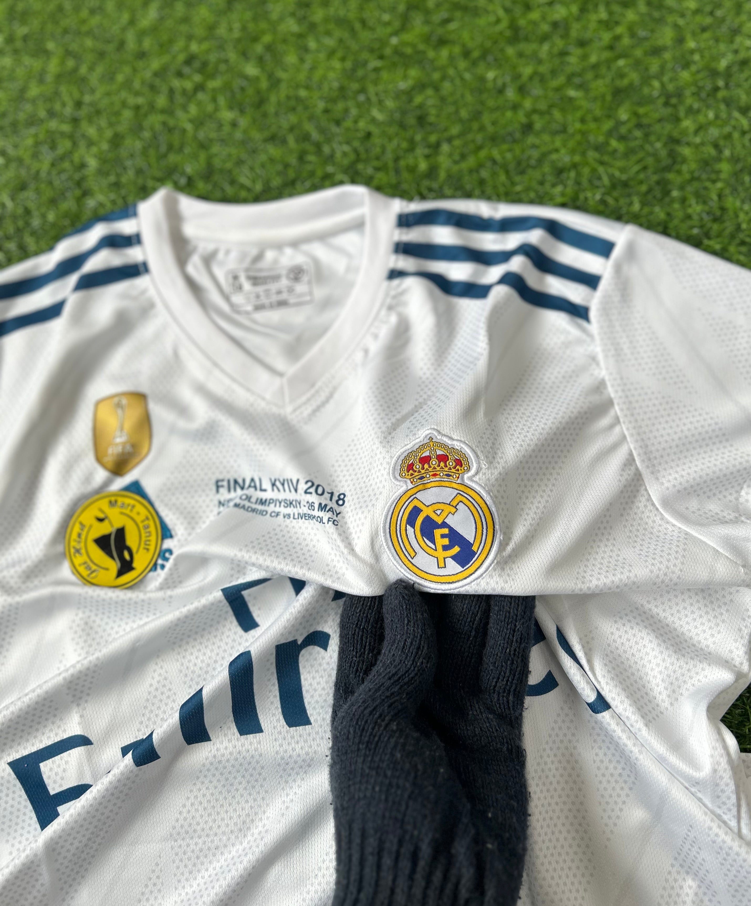 REAL MADRID 2017-18 HOME KIT, HALF SLEEVE EMBROIDERY
