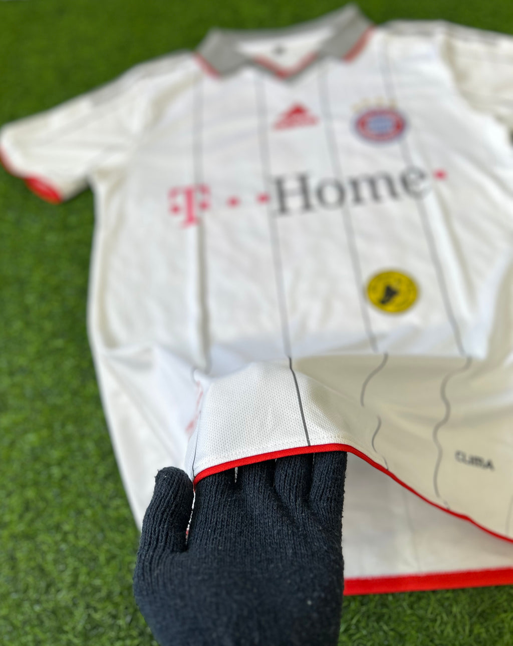 BAYERN MUNICH 2009-10 THIRD JERSEY, HALF SLEEVE  POLO  EMBROIDERY