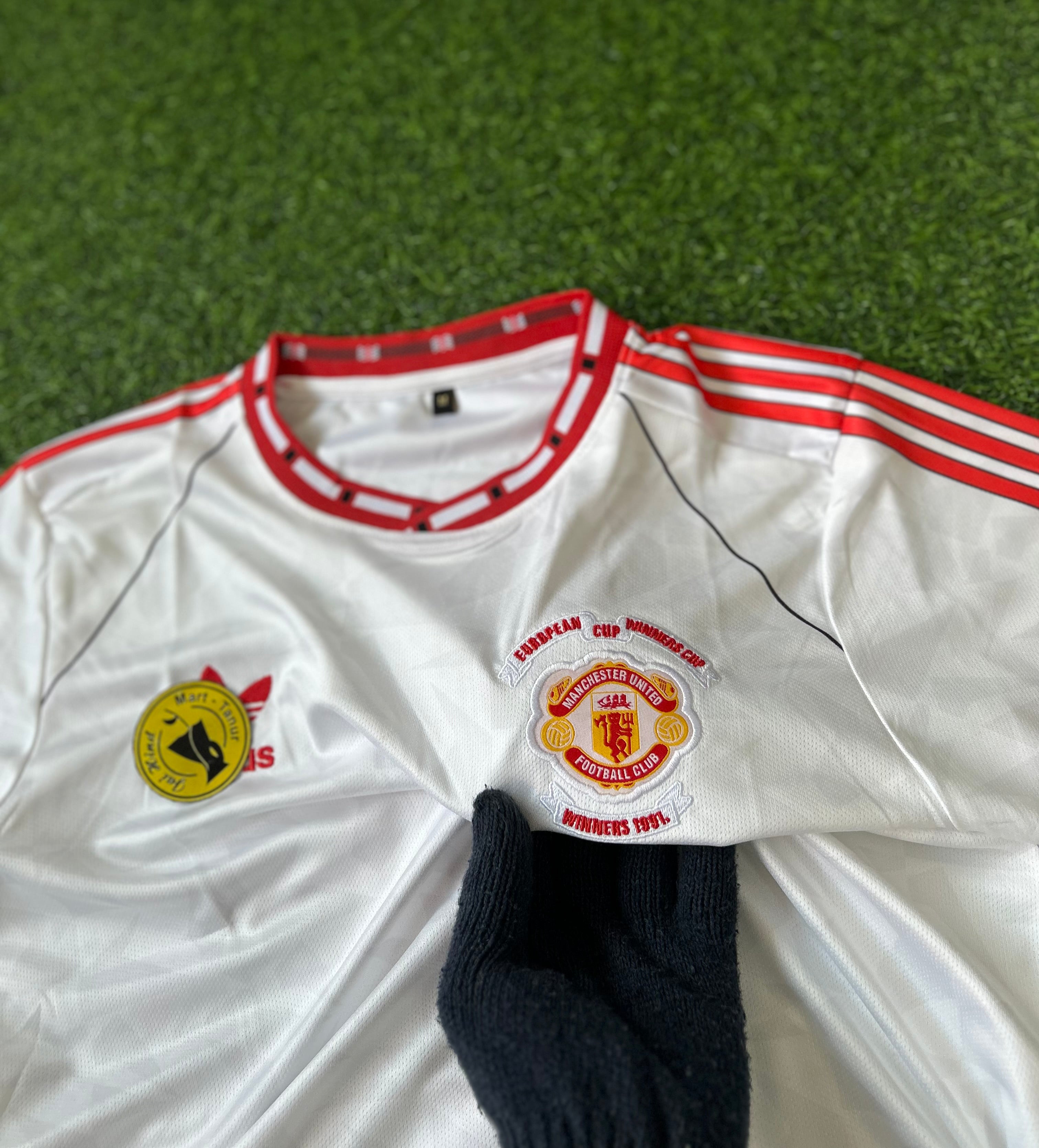 MAN UNITED 1990-91 E CUP WINNER JERSEY, HALF SLEEVE  EMBROIDERY