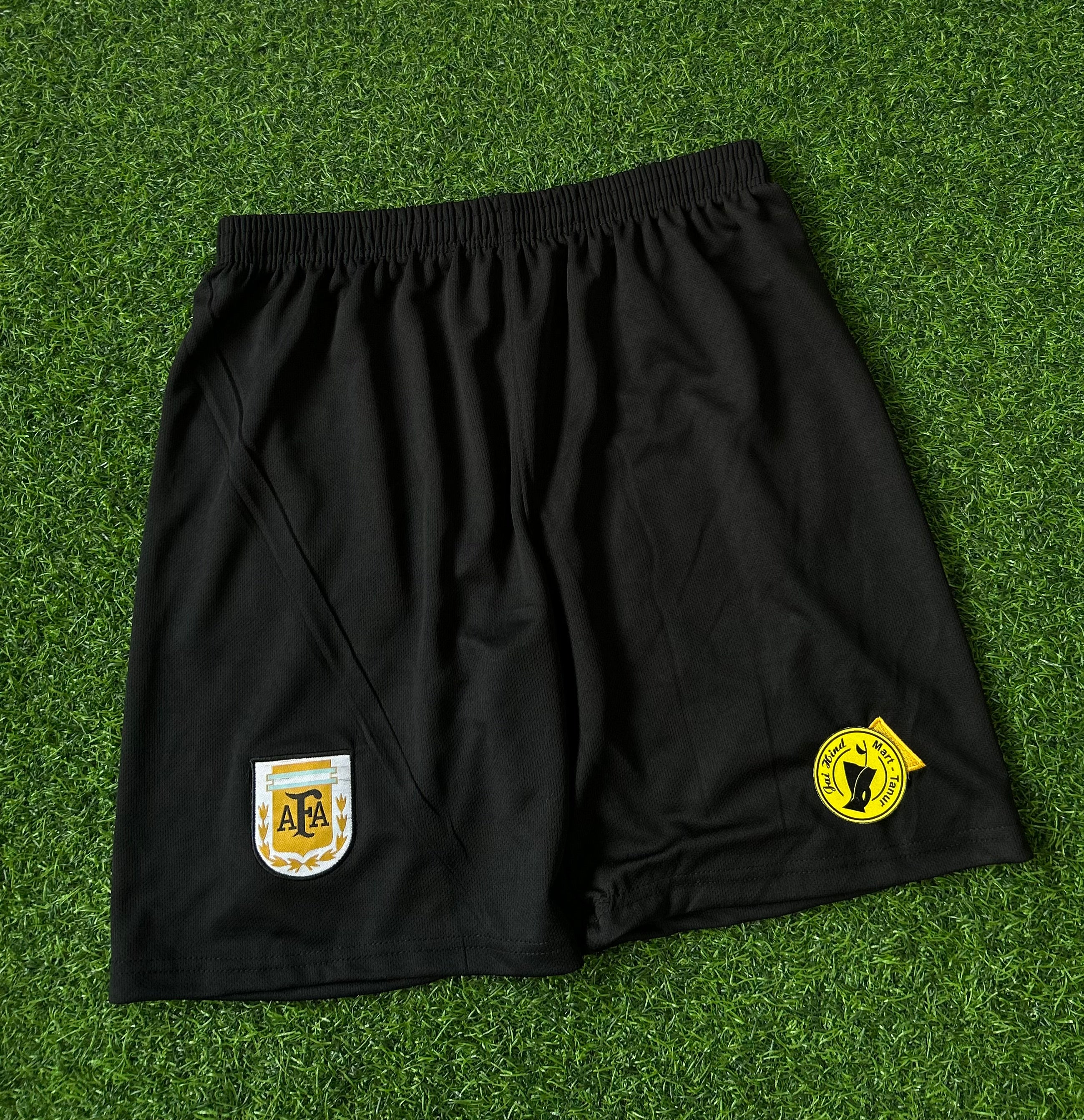 ARGENTINA SHORT'S, BLACK . DOTKNIT EMBROILEDERY