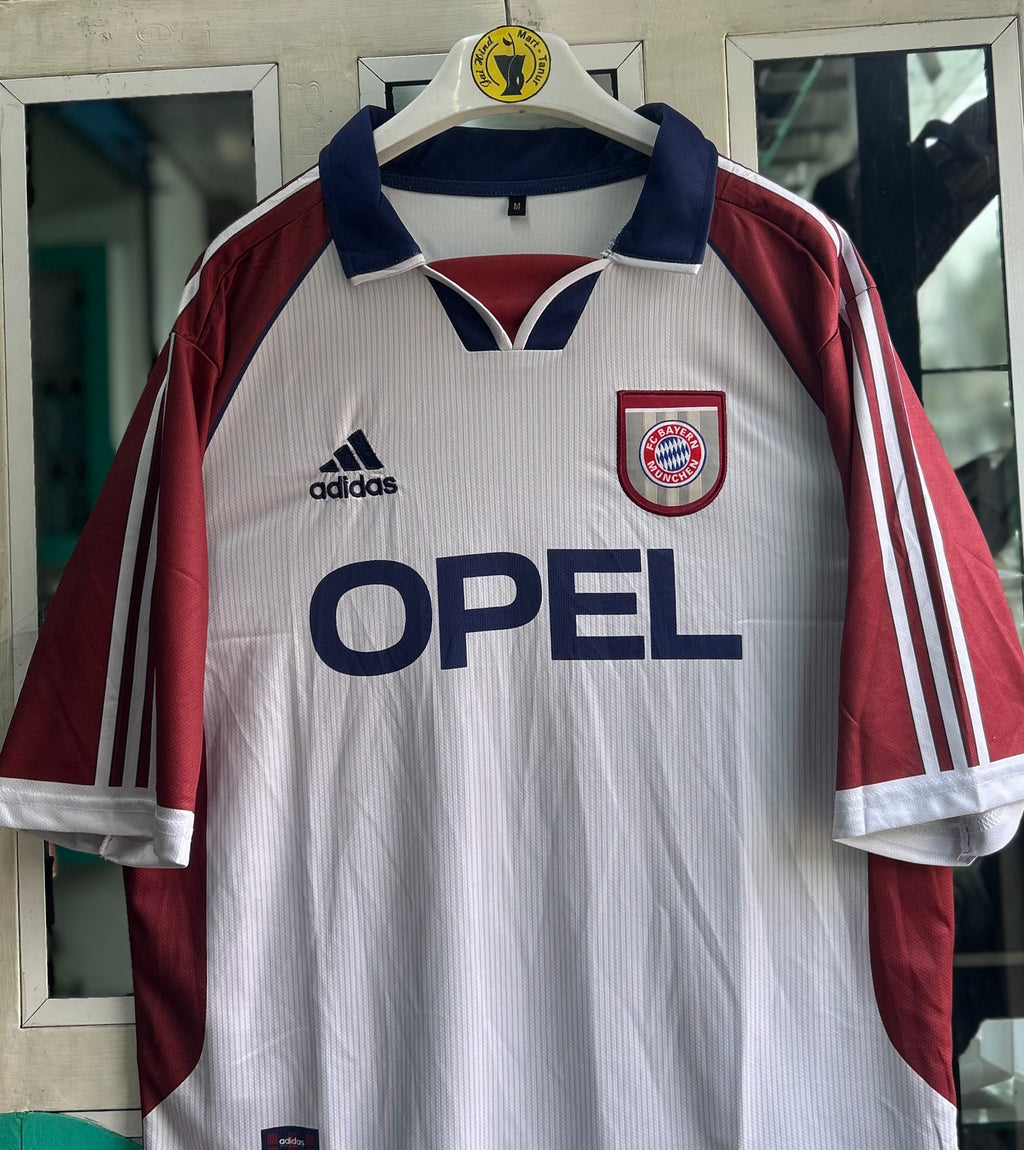 BAYERN MUNICH 1998-99 AWAY JERSEY, FIVE SLEEVE POLO EMBROIDERY