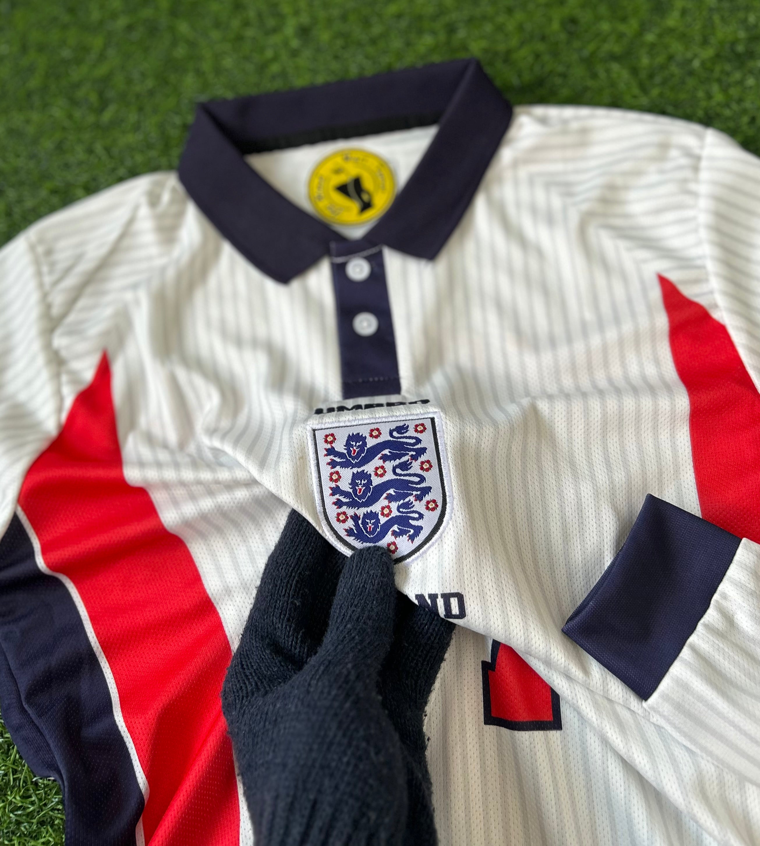 ENGLAND 1998 HOME JERSEY, FULL SLEEVE POLO EMBROIDERY