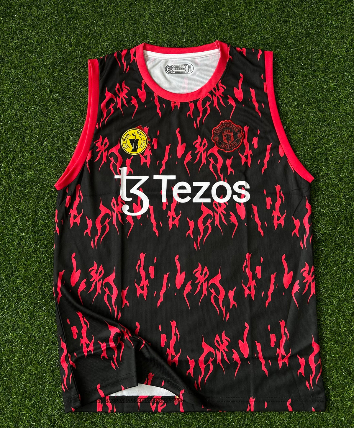MAN UNITED TRAINING JERSEY, SLEEVELESS EMBROIDERY