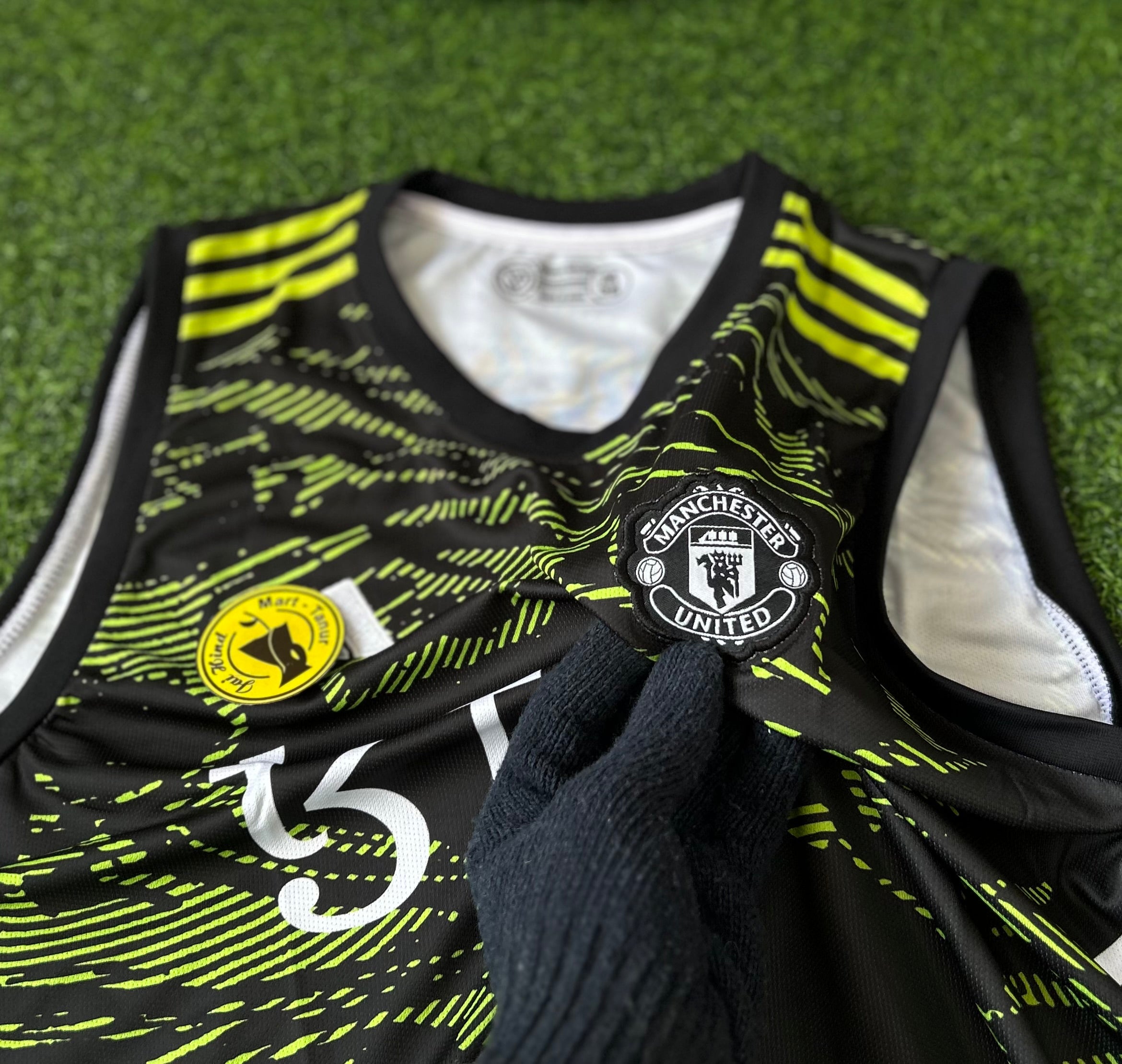 MAN UNITED TRAINING KIT, SLEEVELESS EMBROIDERY