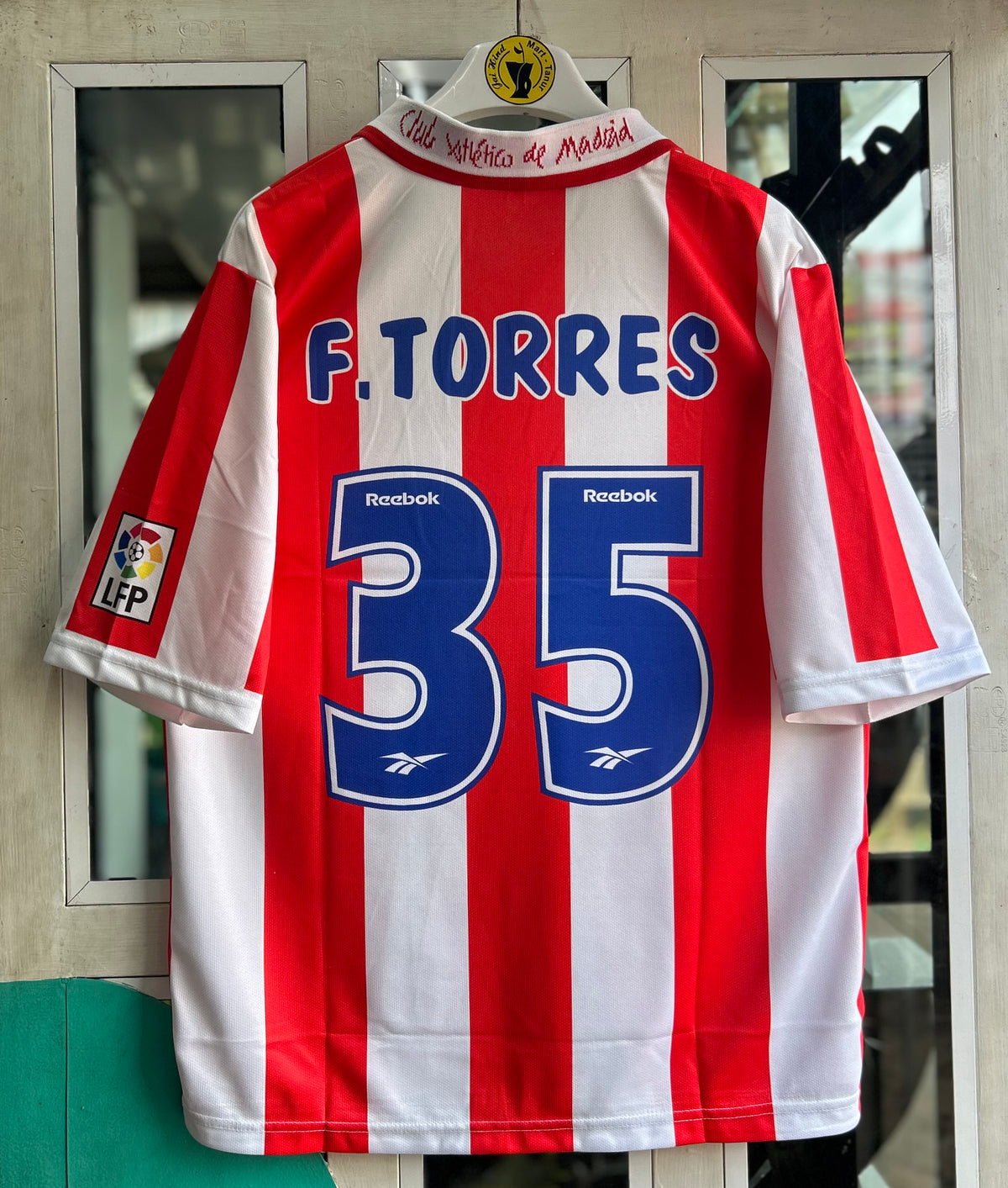 ATLETICO MADRID 2001-02 HOME JERSEY, FIVE SLEEVE  POLO  EMBROIDERY
