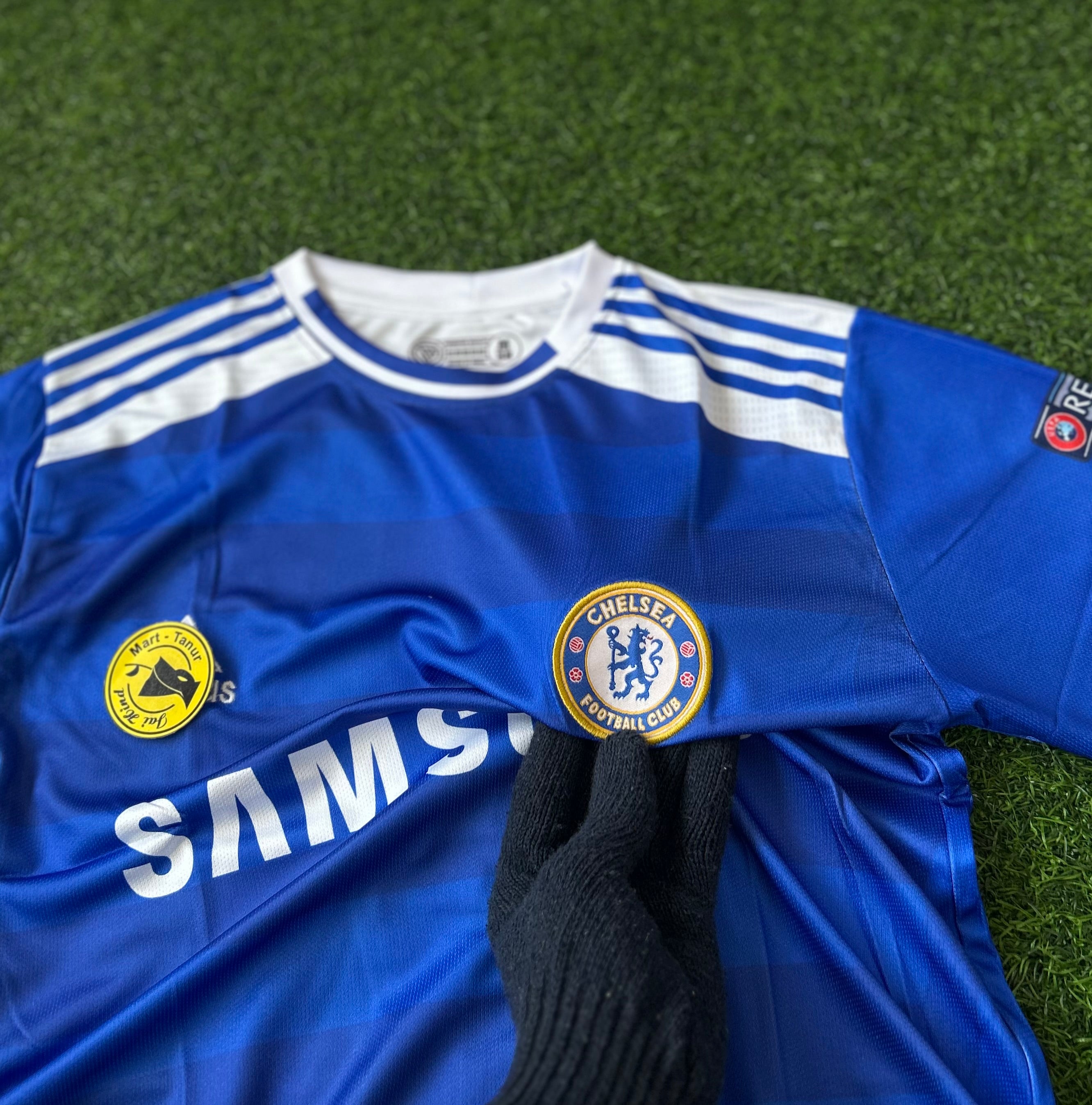 CHELSEA 2011-12 HOME KIT, HALF SLEEVE EMBROIDERY