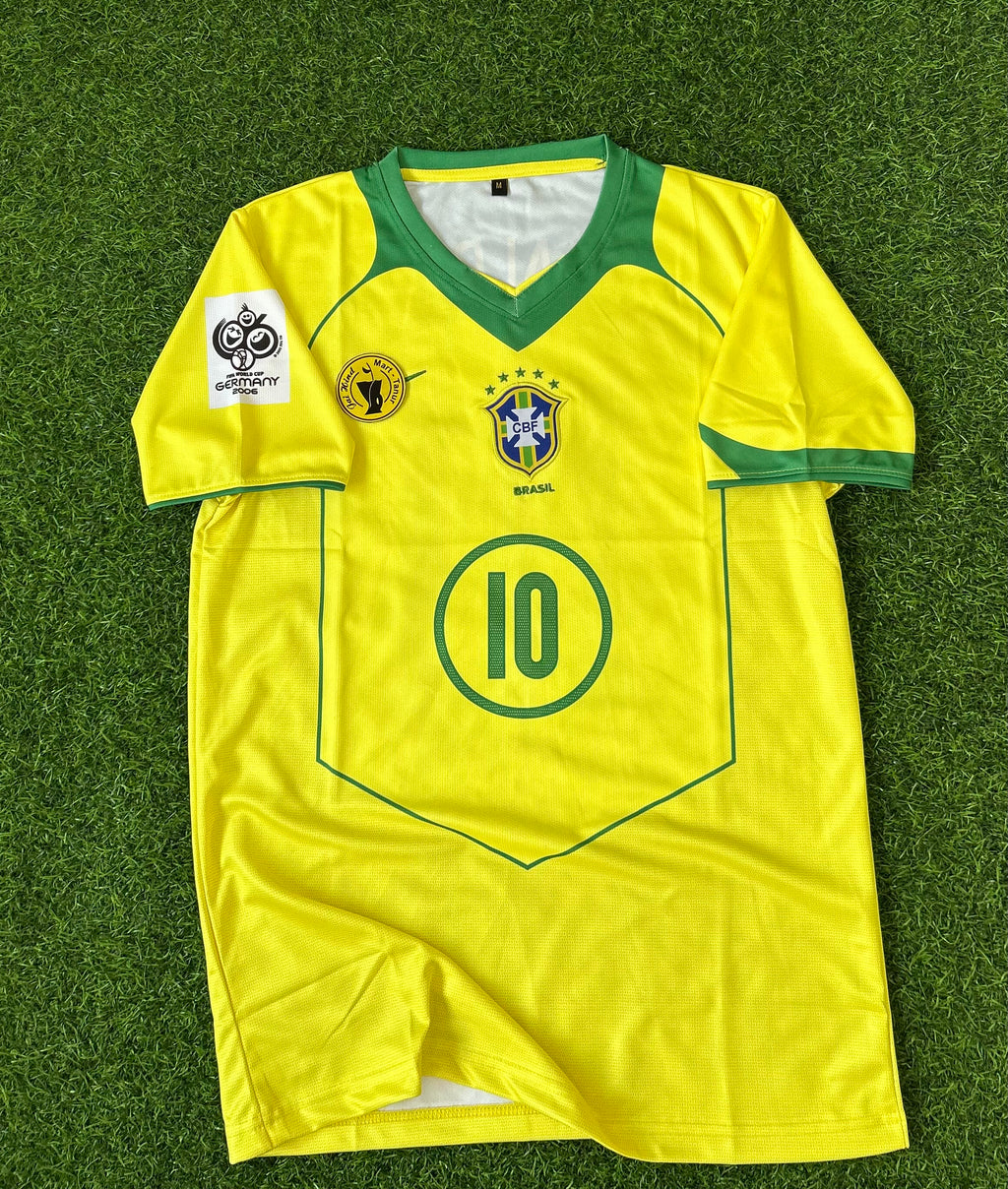 BRAZIL 2004-06 HOME KIT, HALFSLEEVE EMBROIDERY
