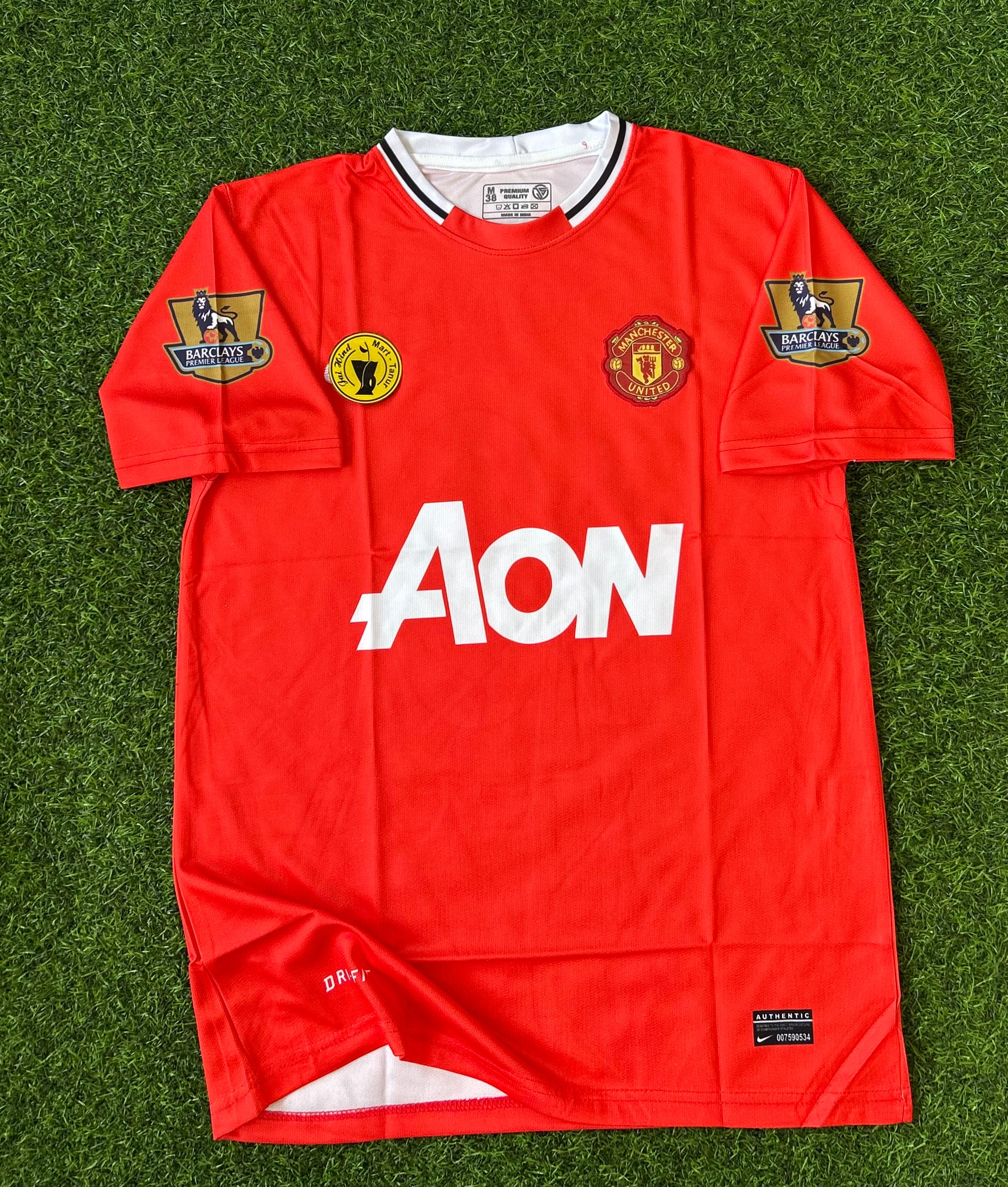 MAN UNITED 2011-12 HOME KIT, HALF SLEEVE EMBROIDERY