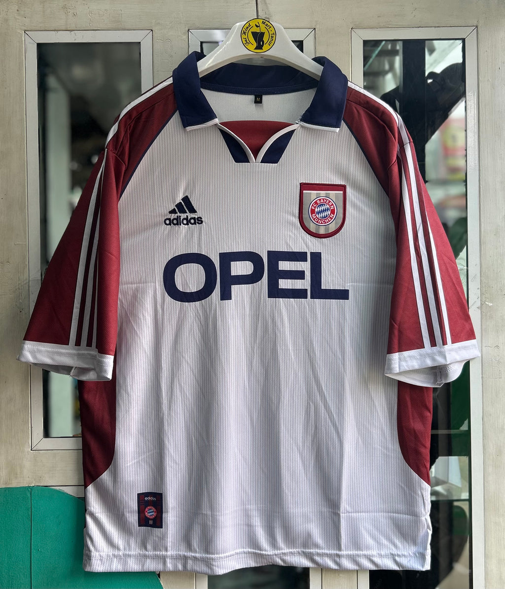 BAYERN MUNICH 1998-99 AWAY JERSEY, FIVE SLEEVE POLO EMBROIDERY