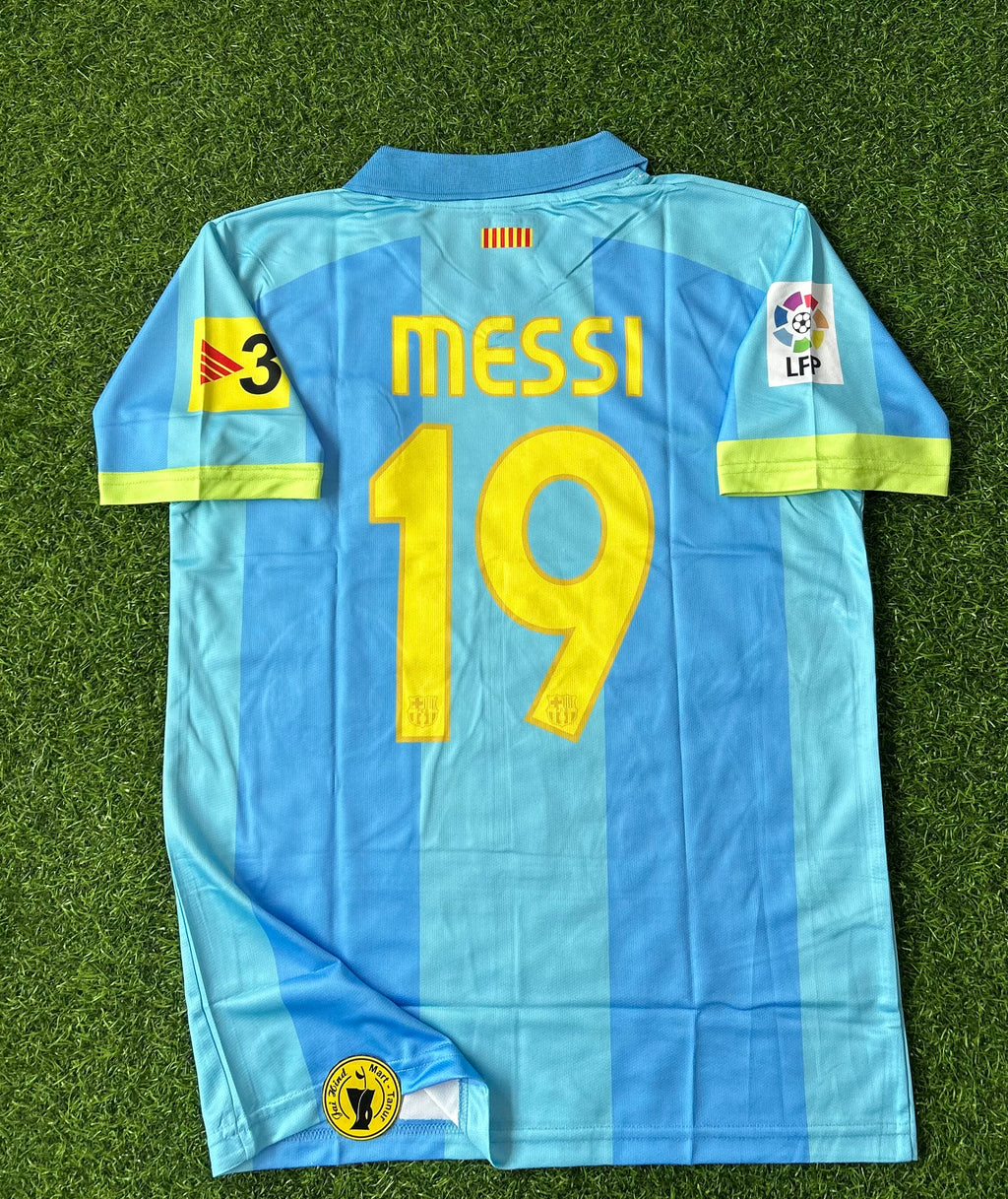 BARCELONA 2007-08 AWAY KIT, HALF SLEEVE POLO EMBROIDERY
