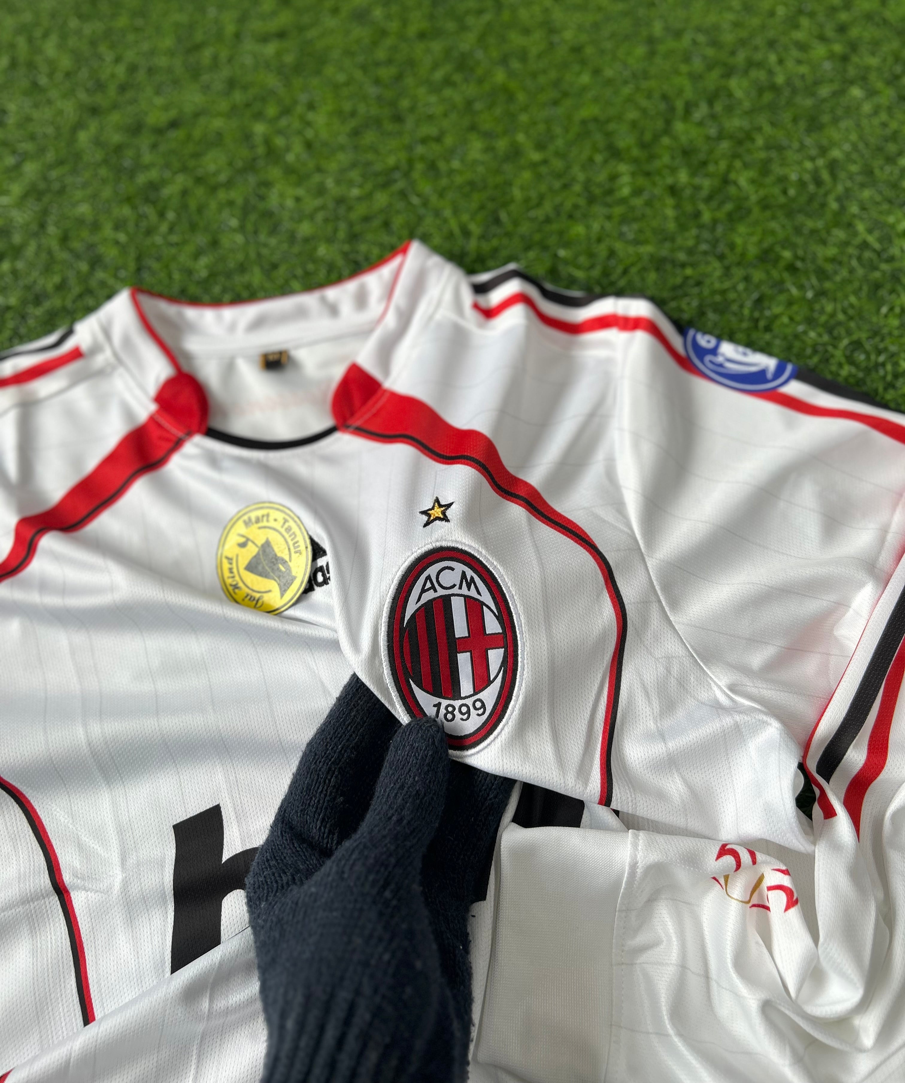 AC MILAN 2006-07 AWAY KIT, FULL SLEEVE EMBROIDERY