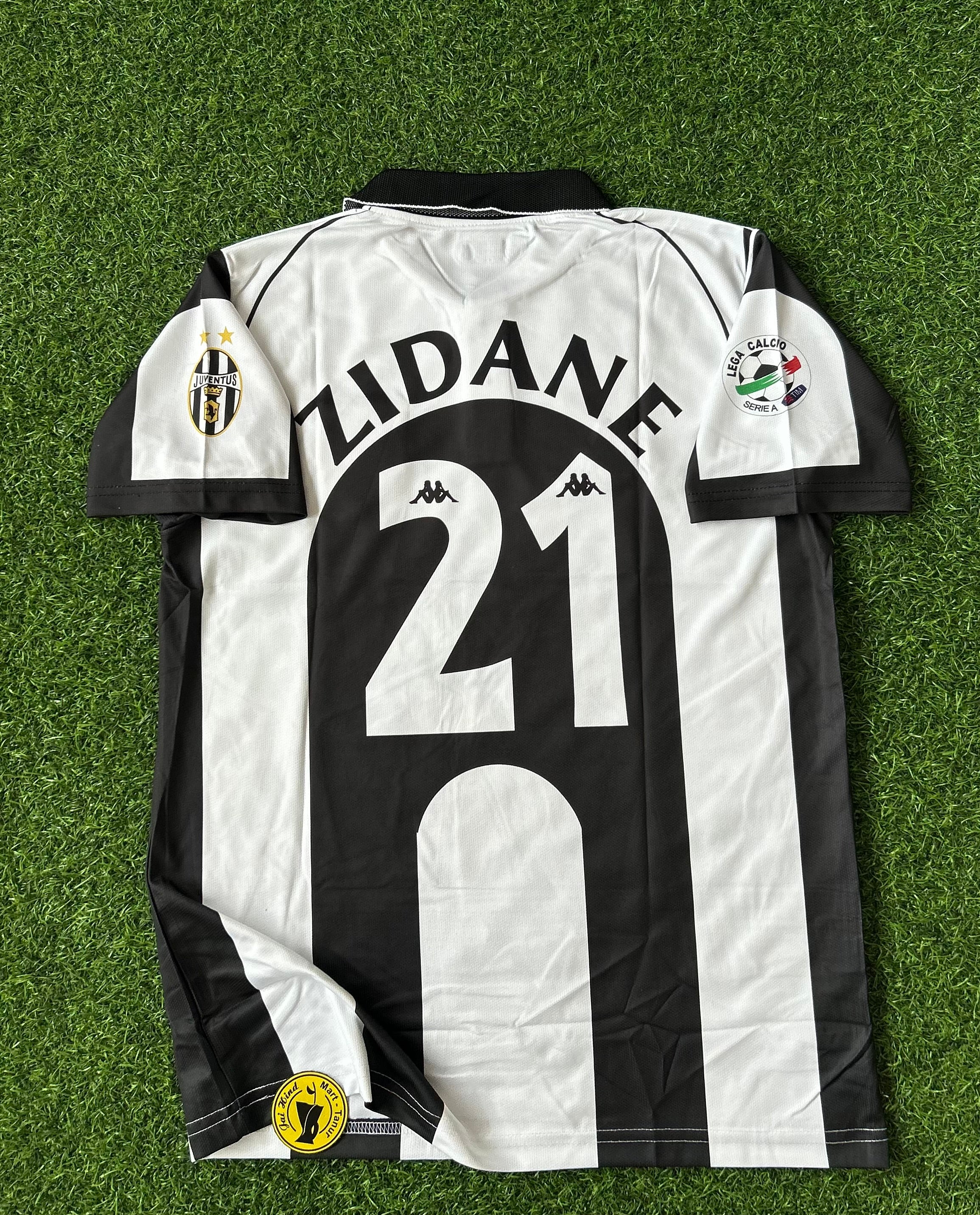 JUVENTUS 1997-98 HOME KIT, HALF SLEEVE POLO EMBROIDERY – JAIHIND