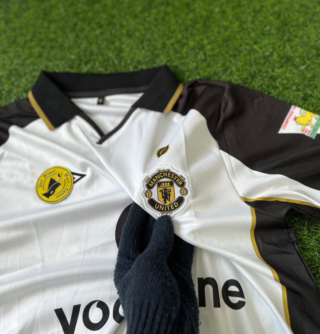 MAN UNITED 2001-02 AWAY JERSEY, HALF SLEEVE POLO EMBROIDERY