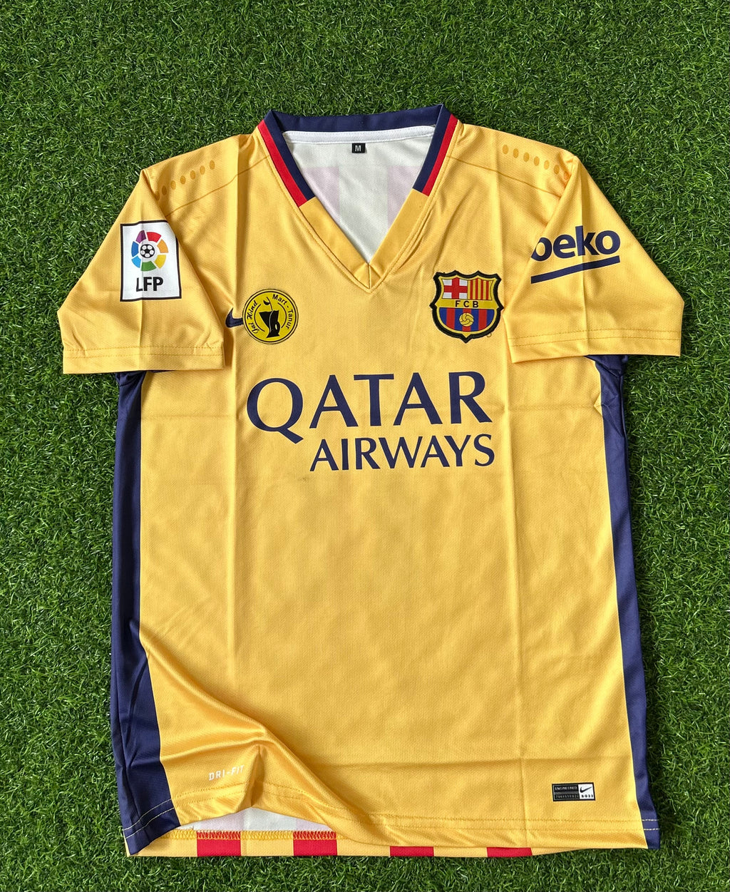 BARCELONA 2015-16 AWAY JERSEY, HALF SLEEVE EMBROIDERY