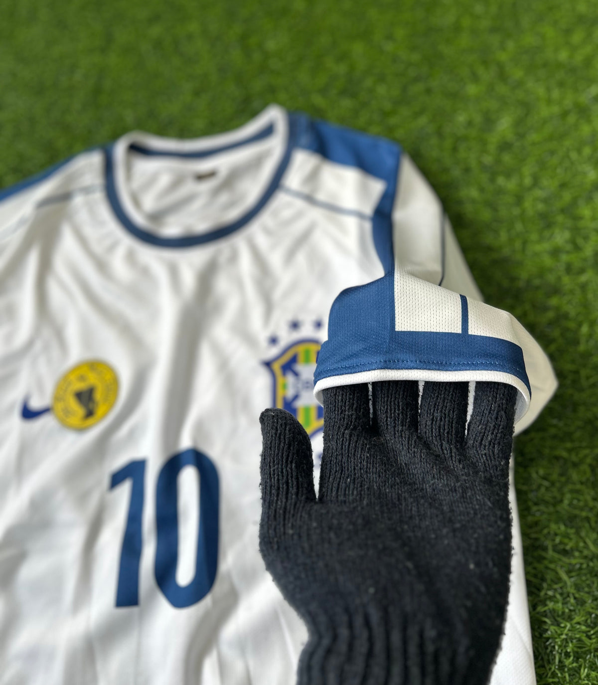 BRAZIL 1998 WHITE JERSEY, HALF SLEEVE EMBROIDERY