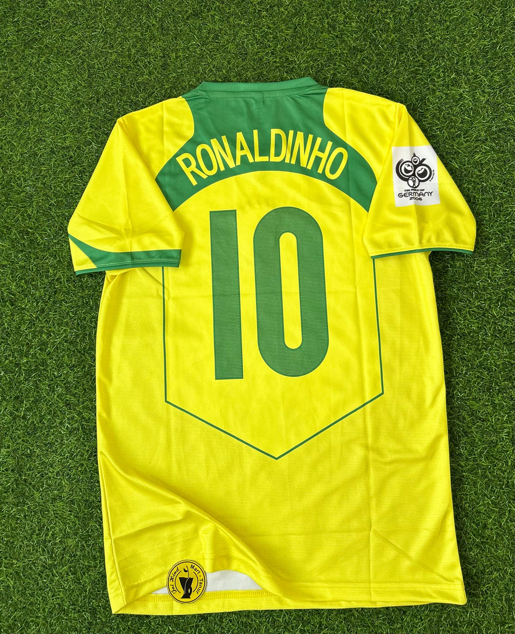 BRAZIL 2004-06 HOME KIT, HALFSLEEVE EMBROIDERY