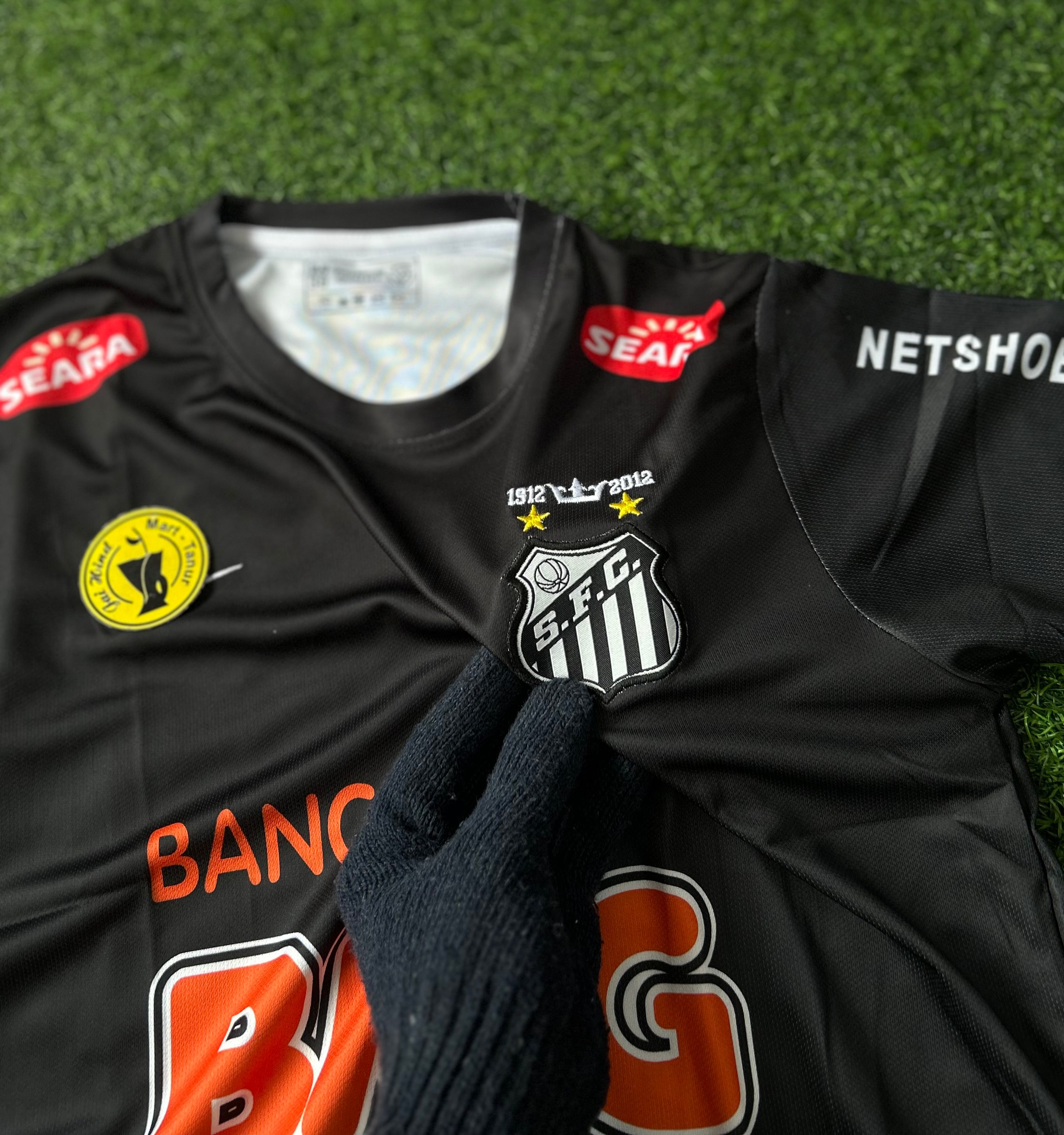 SANTOS 2011-12 BLACK JERSEY, HALF SLEEVE EMBROIDERY