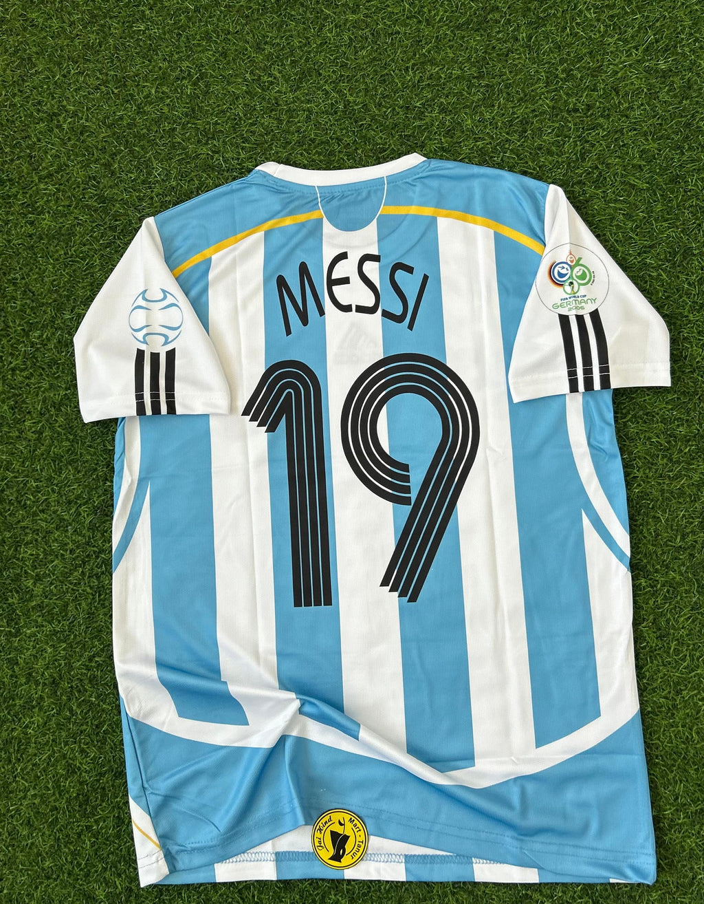 ARGENTINA 2006 WORLD CUP HOME KIT. HALFSLEEVE EMBROIDERY