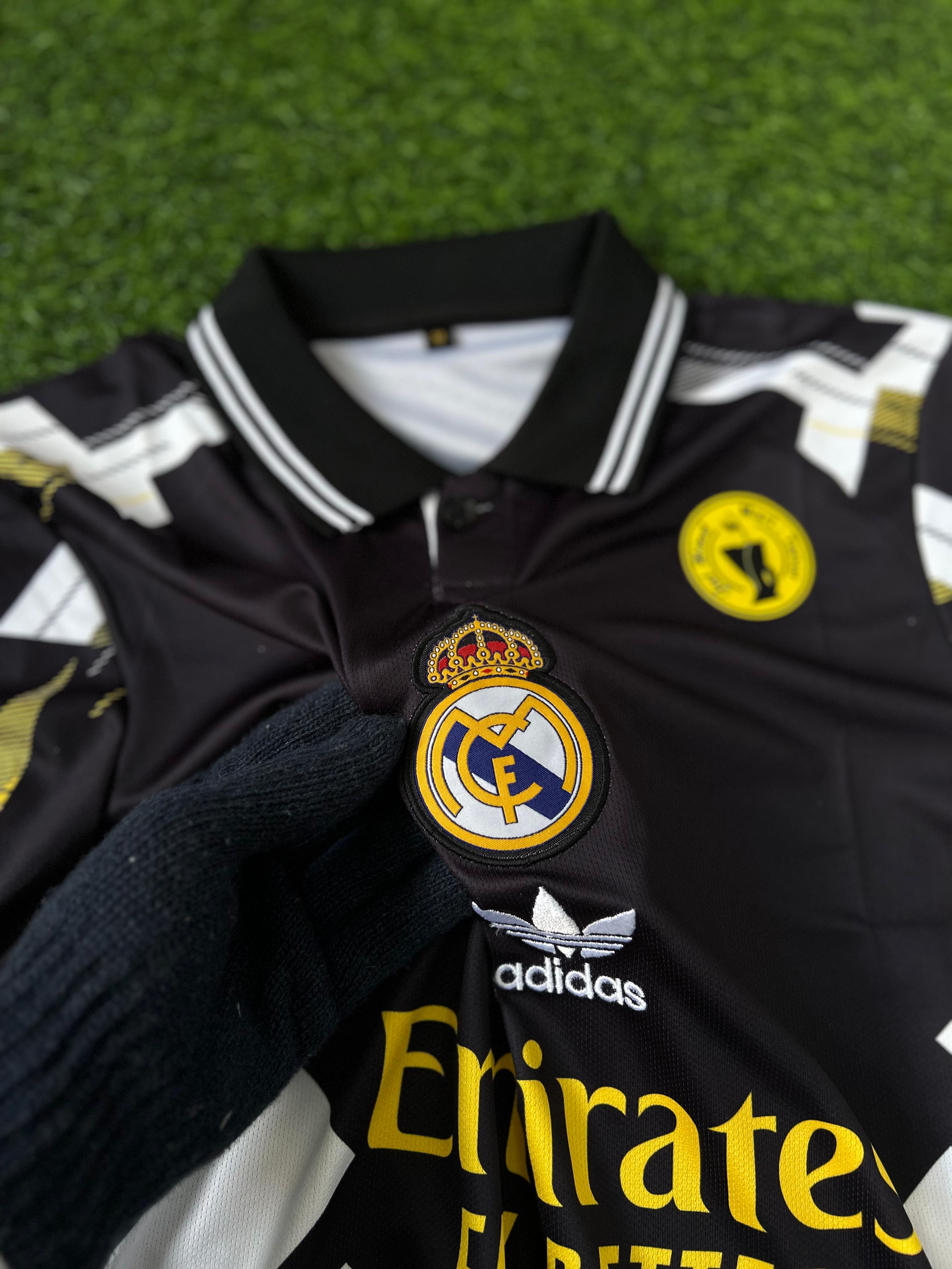 REAL MADRID 2025-26 NOCTURNO EDITION. HALFSLEEVE POLO EMBROIDERY