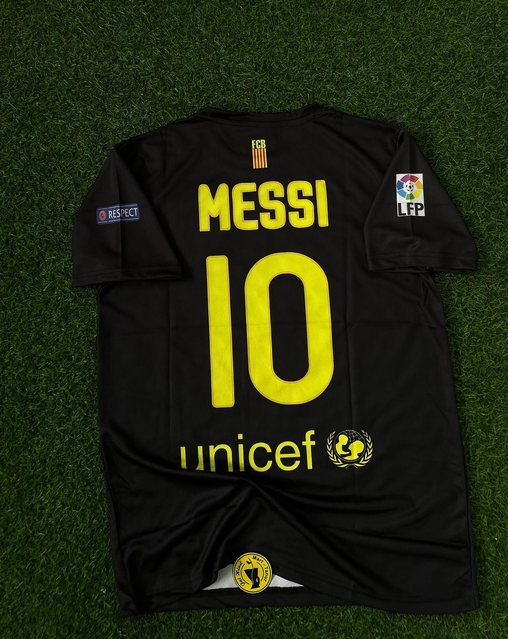 BARCELONA 2011-12 SEASON AWAY JERSEY .HALFSLEEVE EMBROIDERY