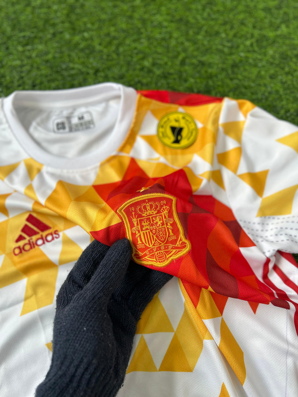 SPAIN 2016-17 AWAY KIT.HALFSLEEVE EMBROIDERY