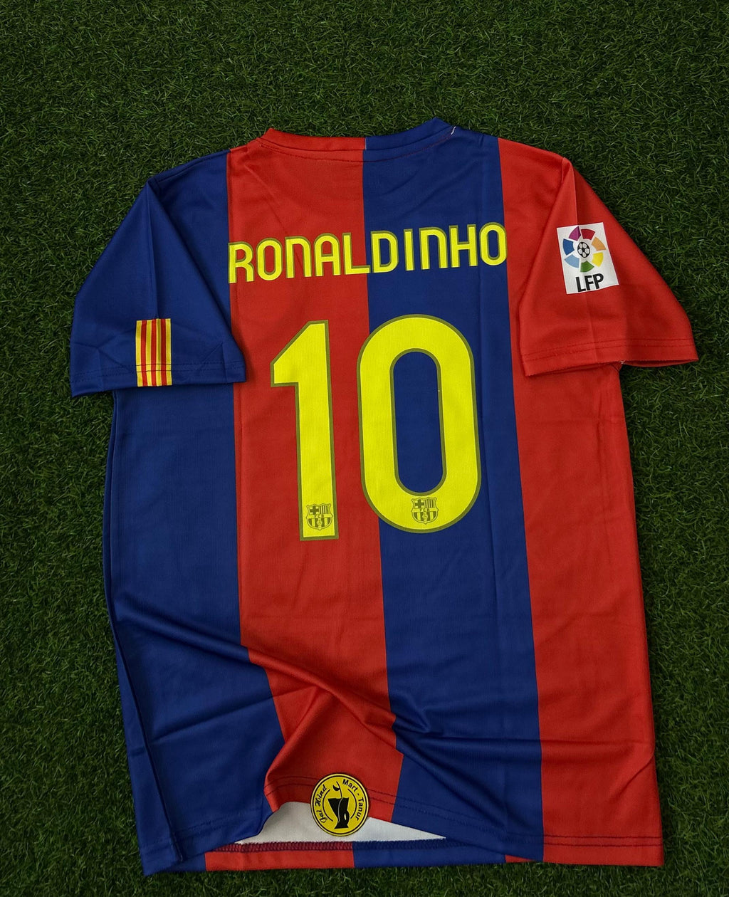 BARCELONA  2006-07 SEASON HOME KIT. HALFSLEEVE EMB ROIDERY