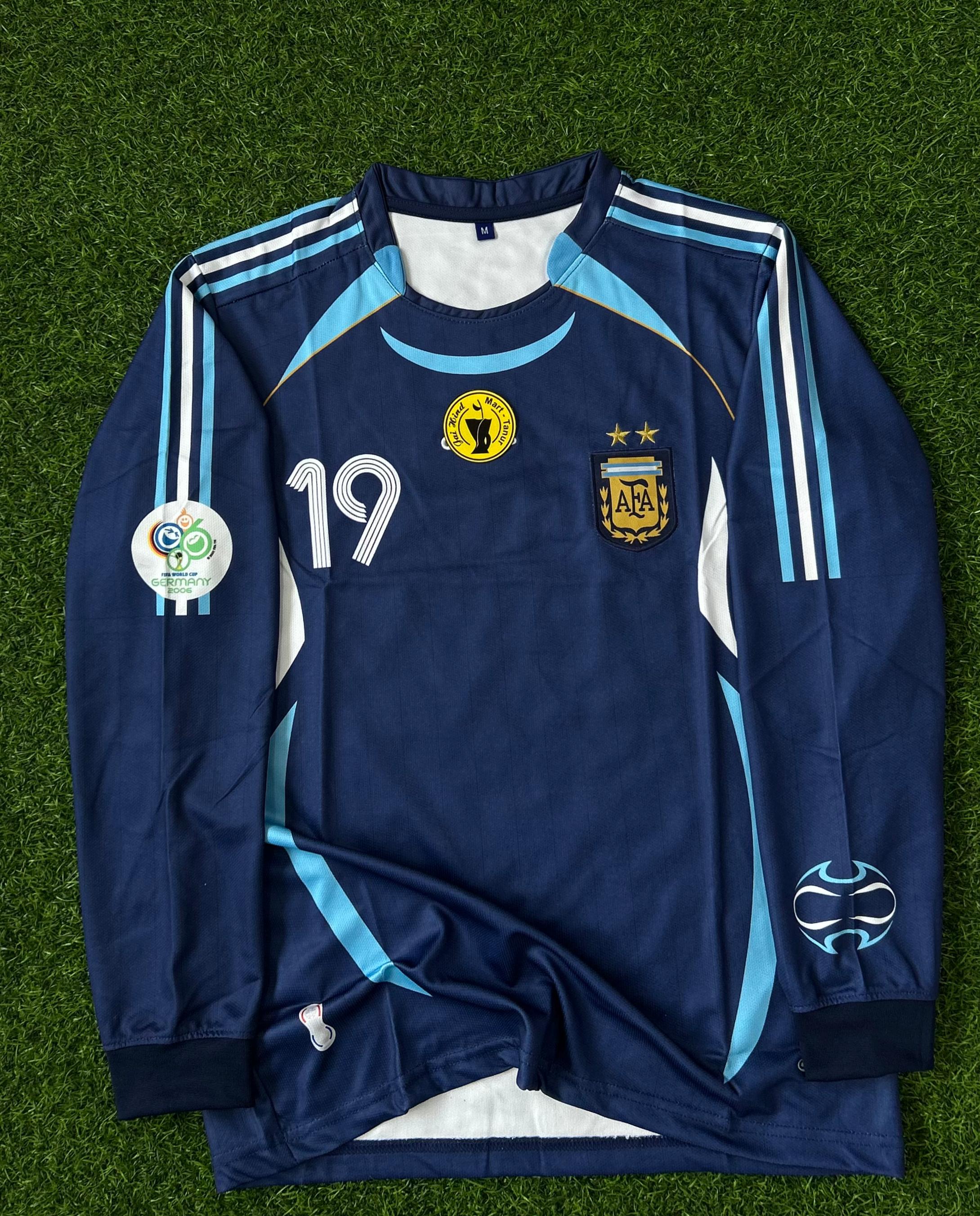 ARGENTINA 2006 WORLD CUP AWAY KIT .FULLSLEEVE EMBROIDERY