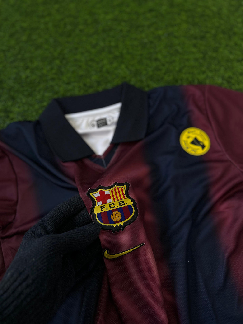 BARCELONA 2025-26 SEASON TRAVISCOTT EDITION .HALFSLEEVE POLO EMBROIDERY
