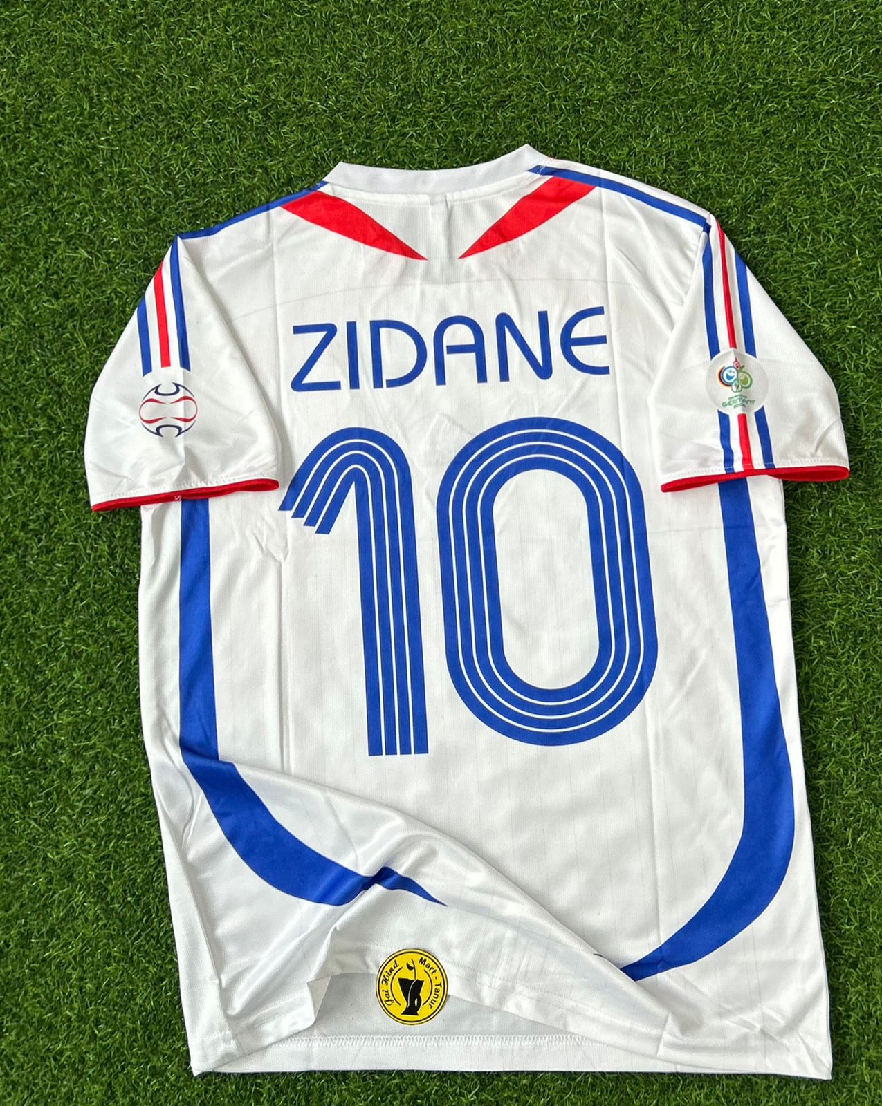 FRANCE 2006 WORLD CUP FINAL KIT ZIDANE HALFSLEEVE EMBROILEDERY OG NECK