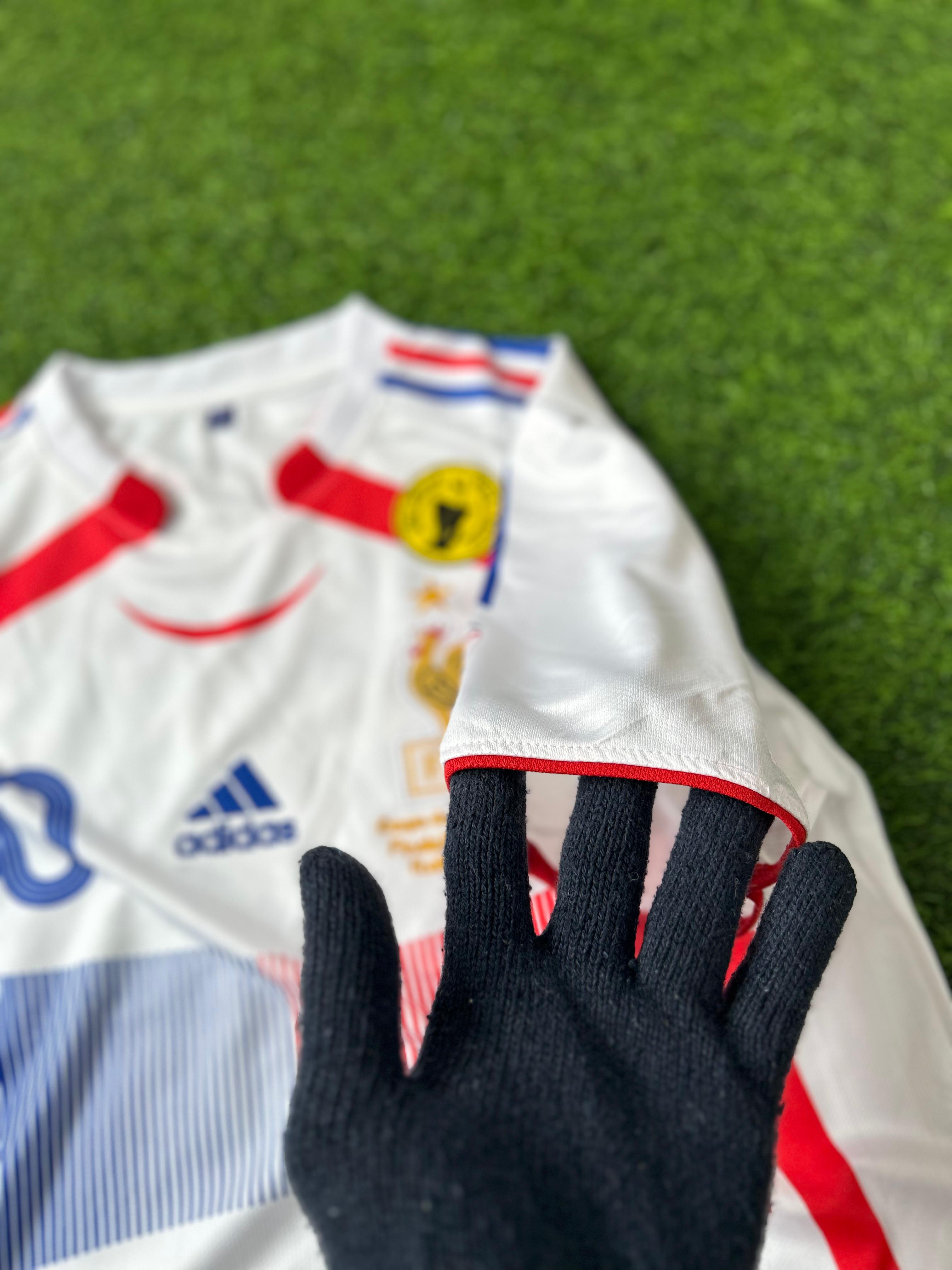 FRANCE 2006 WORLD CUP FINAL KIT ZIDANE HALFSLEEVE EMBROILEDERY OG NECK