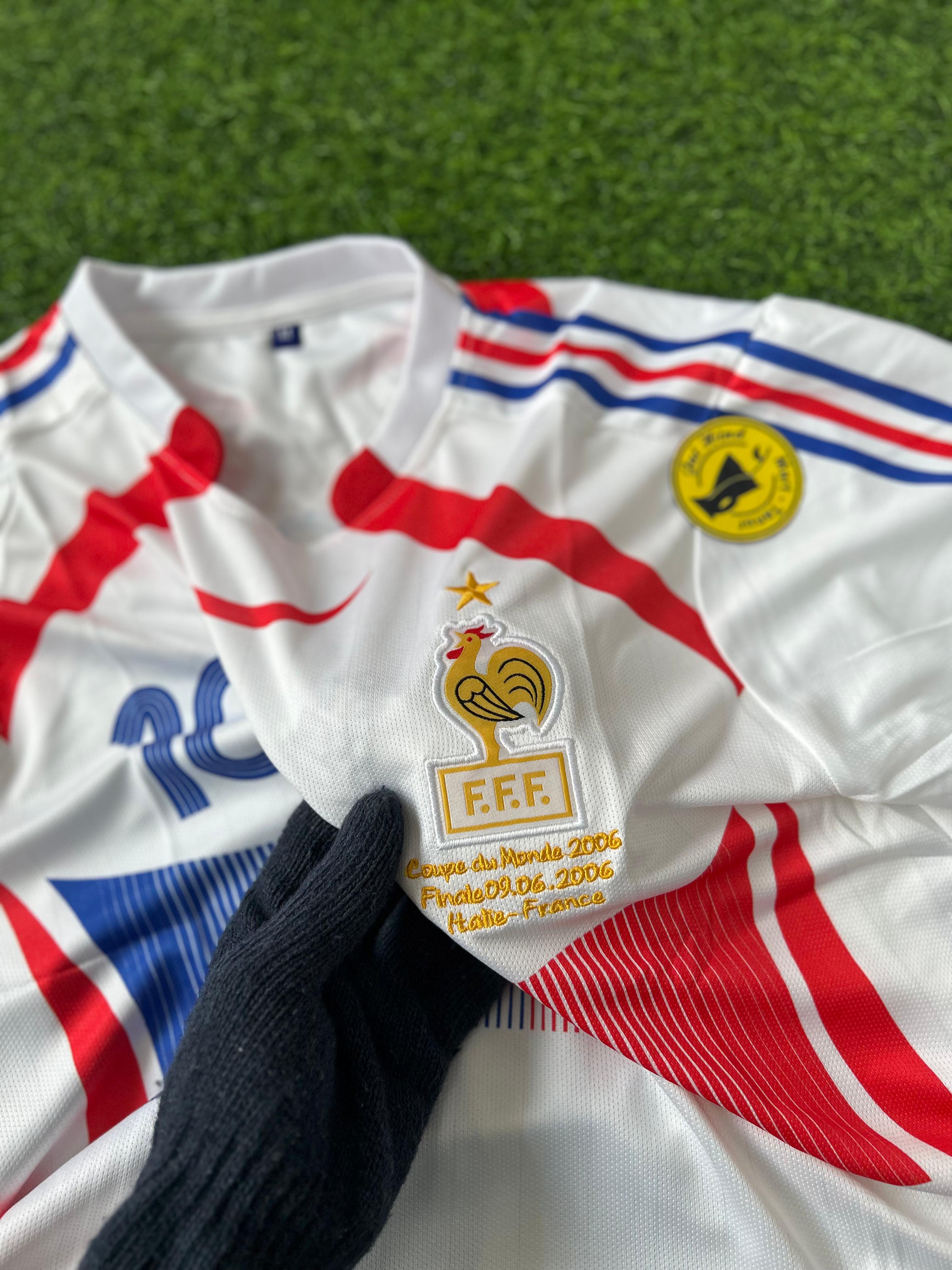 FRANCE 2006 WORLD CUP FINAL KIT ZIDANE HALFSLEEVE EMBROILEDERY OG NECK