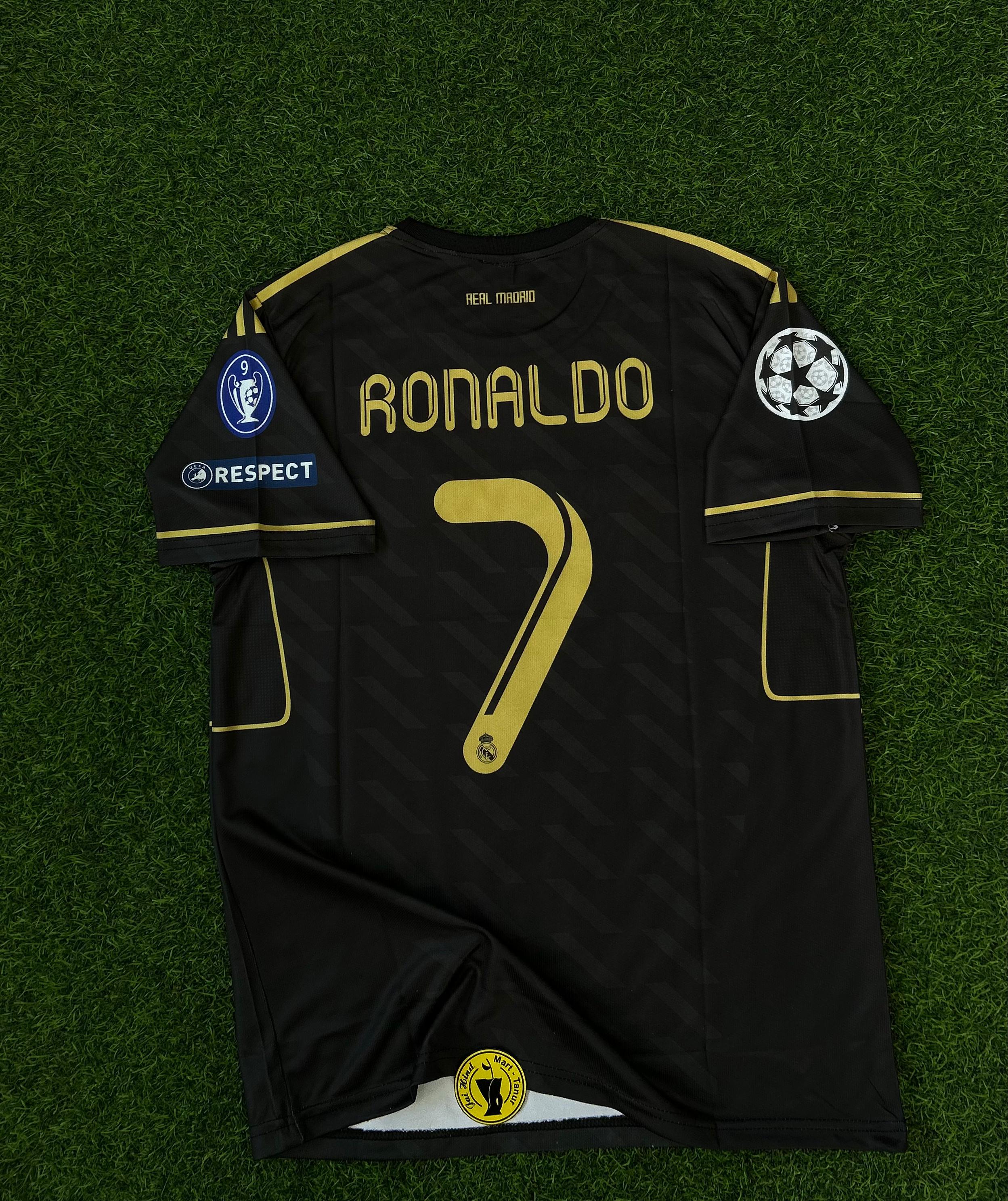 REAL MADRID 2011-12 SEASON AWAY KIT.HALFSLEEVE EMBROIDERY