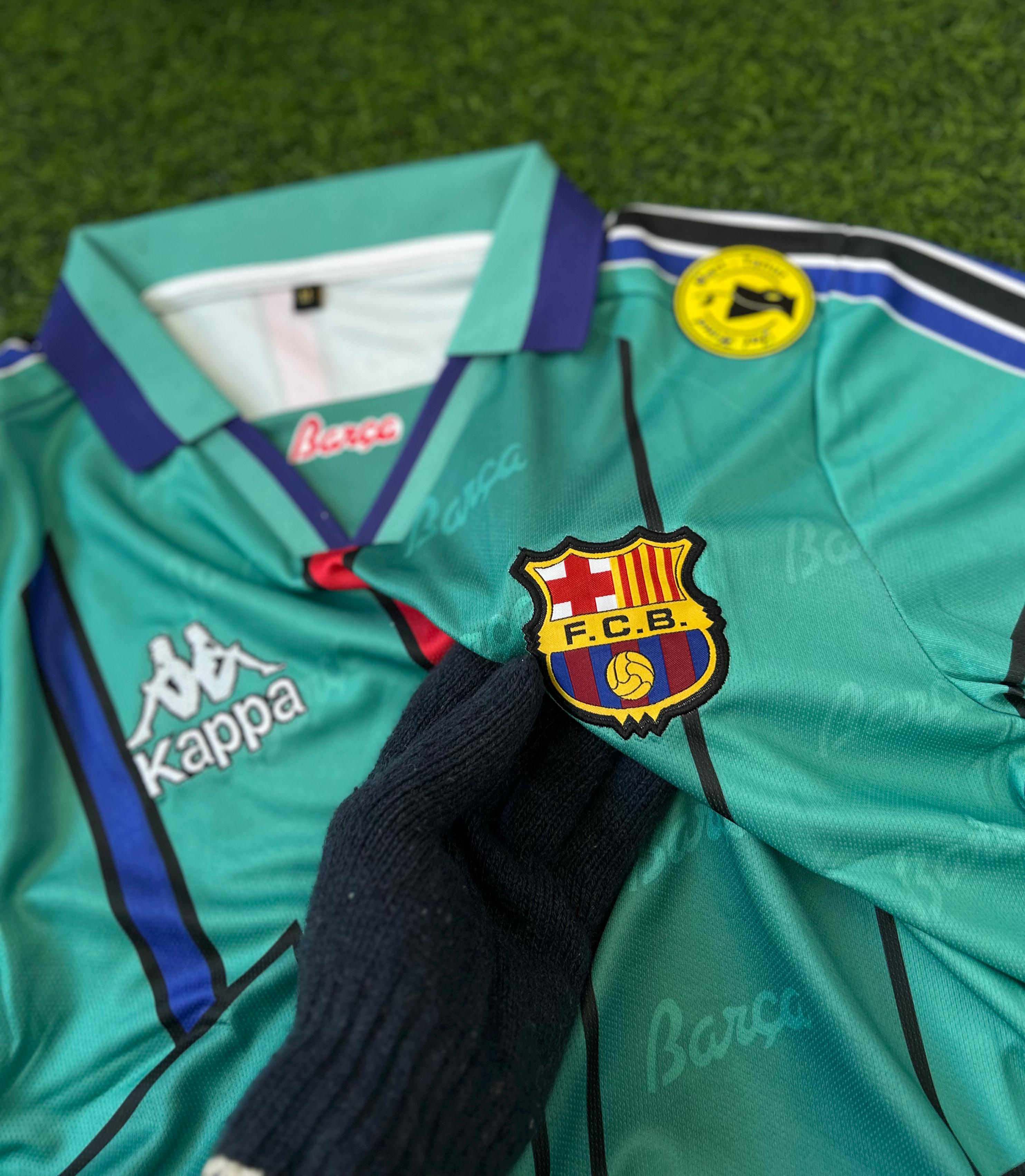 FC BARCELONA 1995–97 AWAY KIT – RONALDO Retro Polo T-Shirt (Half Sleeve, Embroidered)