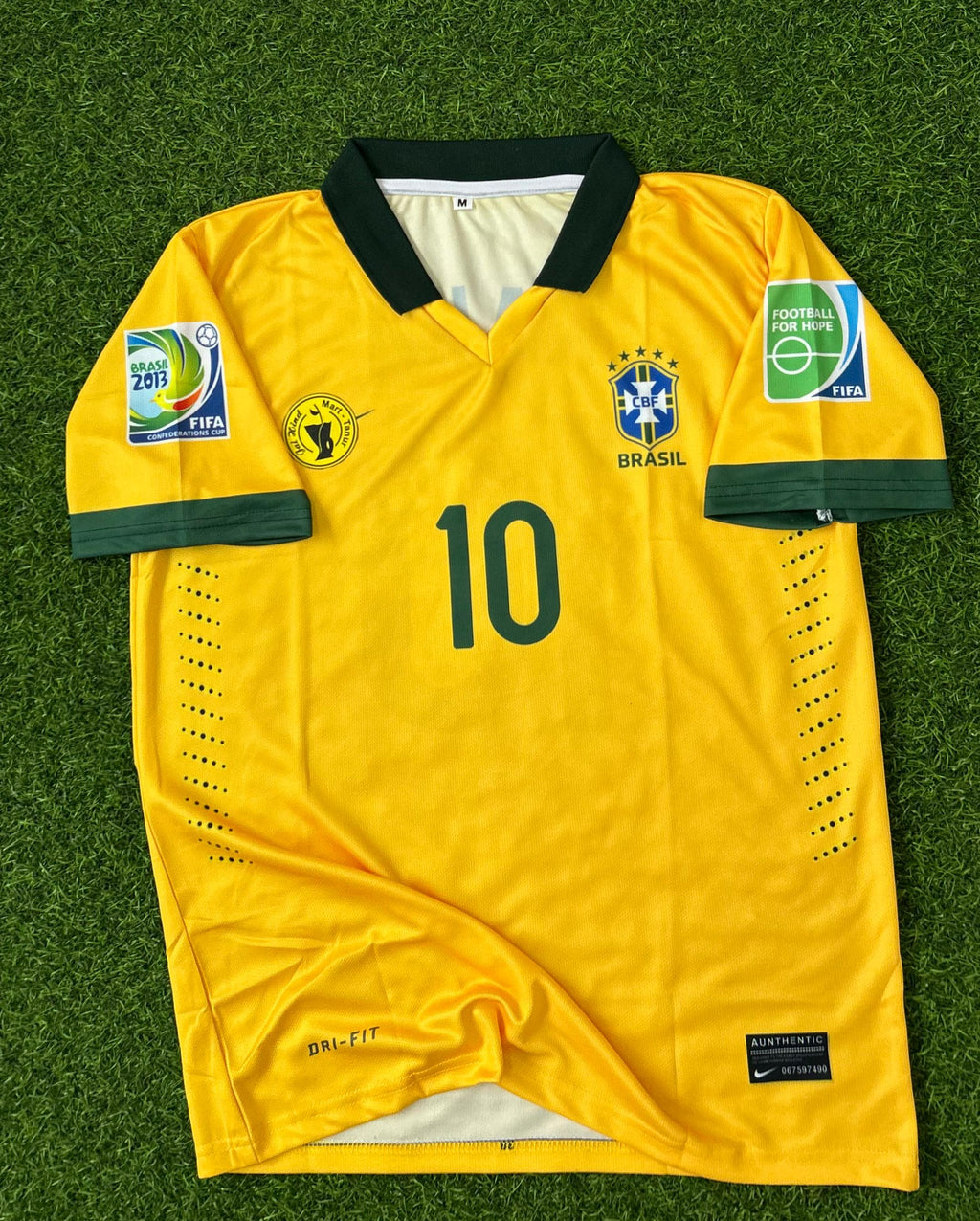 BRAZIL 2013-14 NATIONAL TEAM HOME KIT. HALFSLEEVE POLO SUBLIMATION