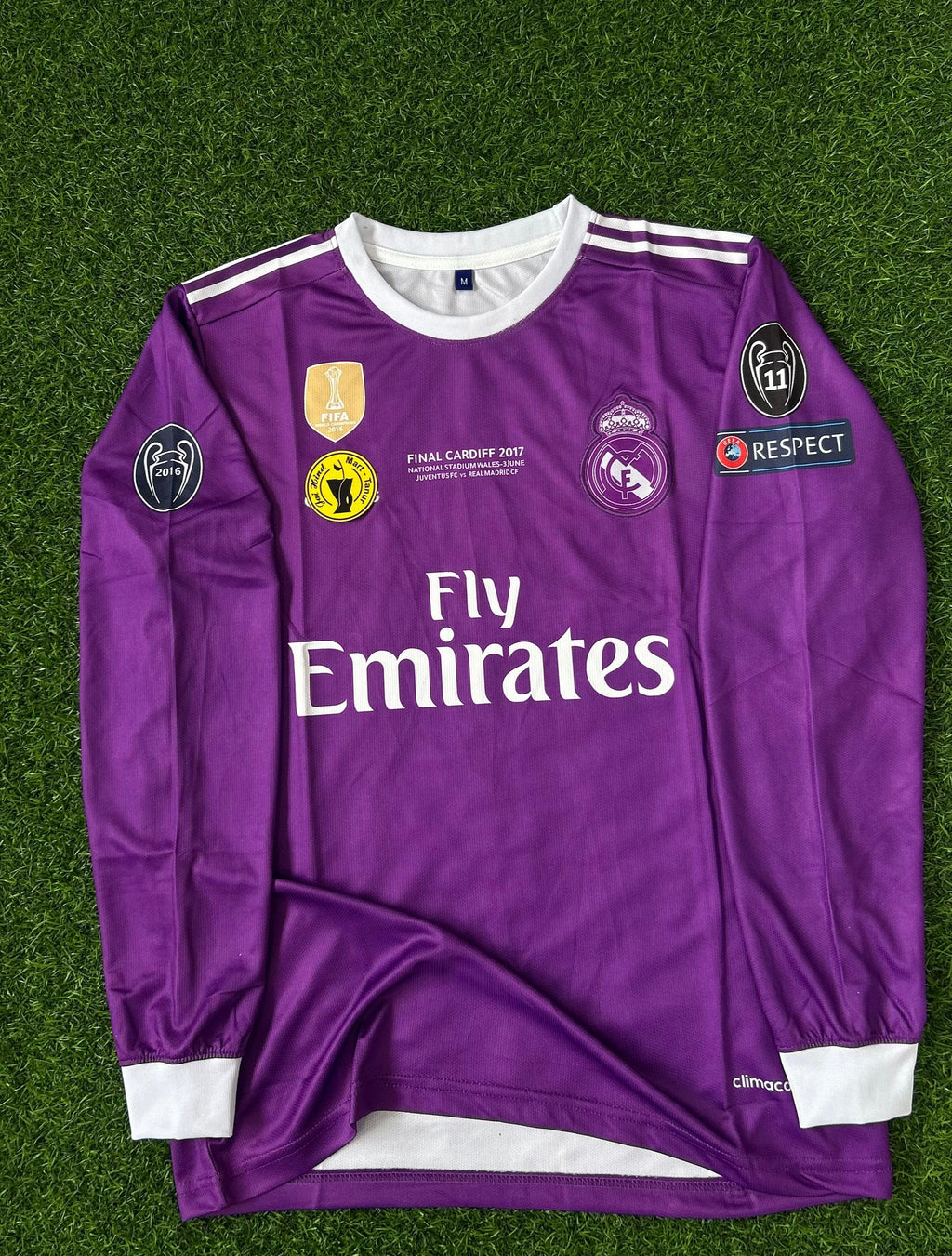 REAL MADRID 2016-17 SEASON AWAY KIT .FULLSLEEVE EMBROIDERY