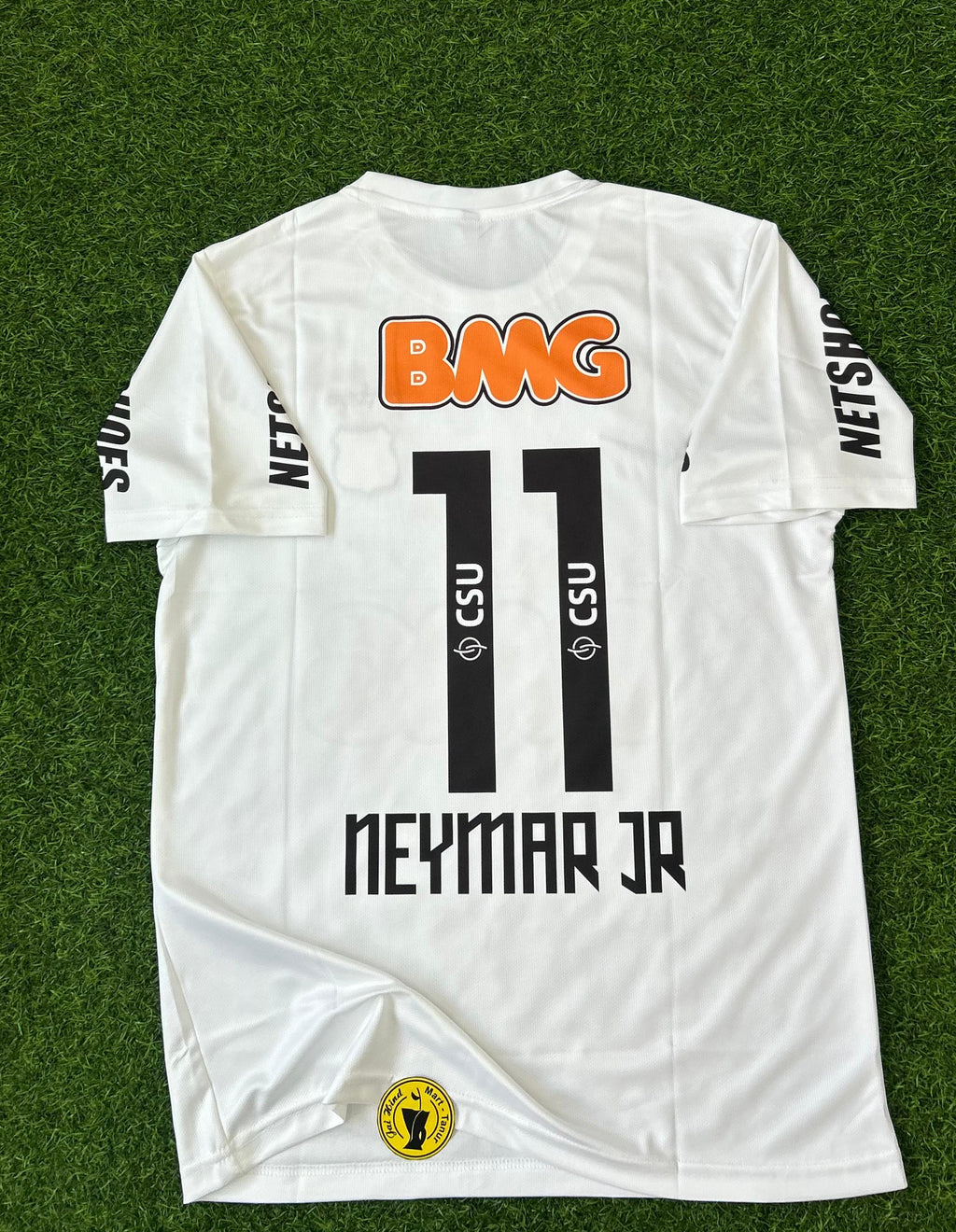 SANTOS 2011-12 SEASON HOME KIT. HALFSLEEVE EMBROIDERY