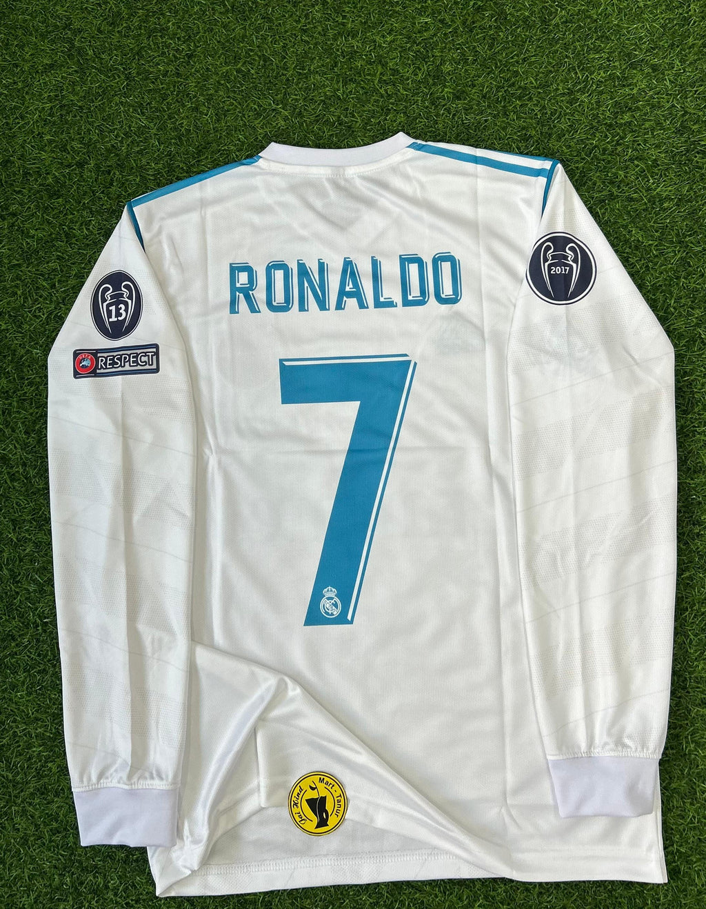 REAL MADRID 2017-18 SEASON HOME KIT. FULLSLEEVE EMBROIDERY