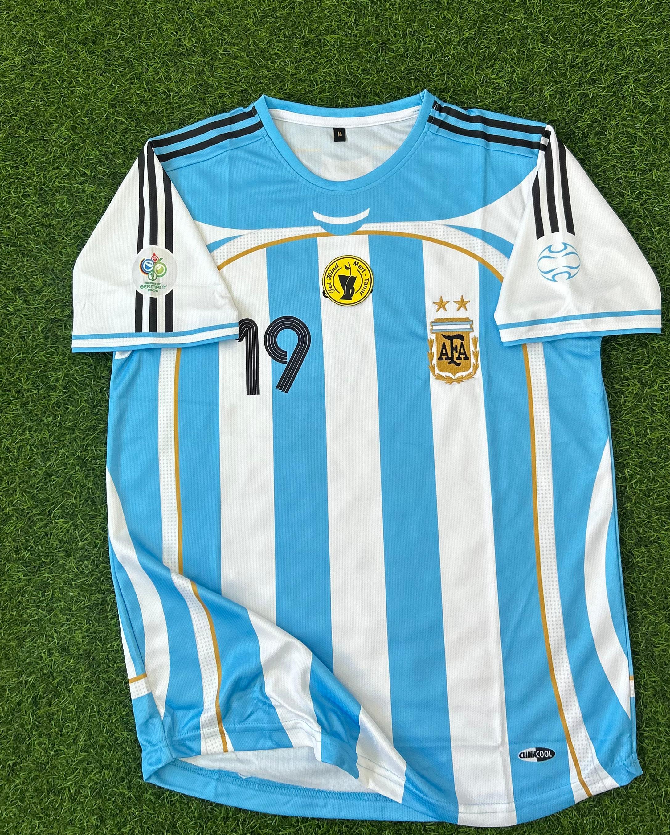 ARGENTINA 2006 WORLDCUP HOME KIT.HALFSLEEVE EMBROIDERY