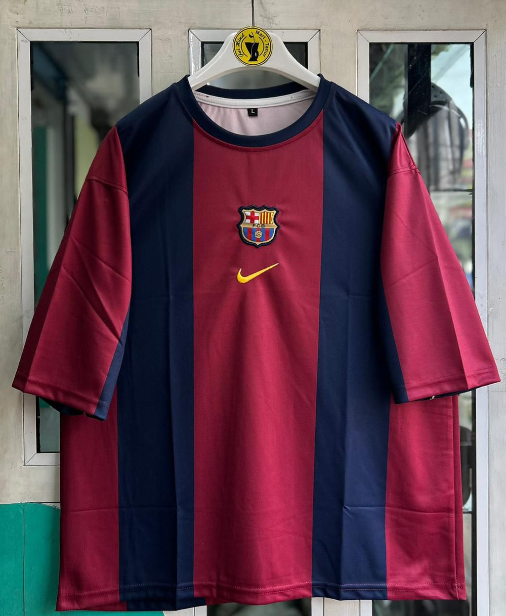 FC Barcelona 1998/99 Home Football Jersey – Ronaldinho Fivesleeve Embroidered Roundneck T-Shirt