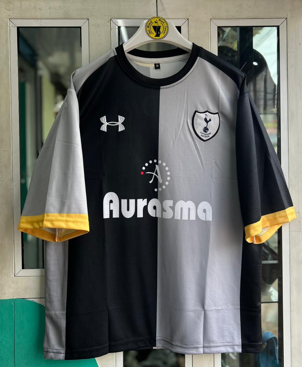 TOTTENHAM HOTSPUR 2012/13 THIRD KIT MODRIC FIVESLEEVE EMBROILDERY ROUNDNECK
