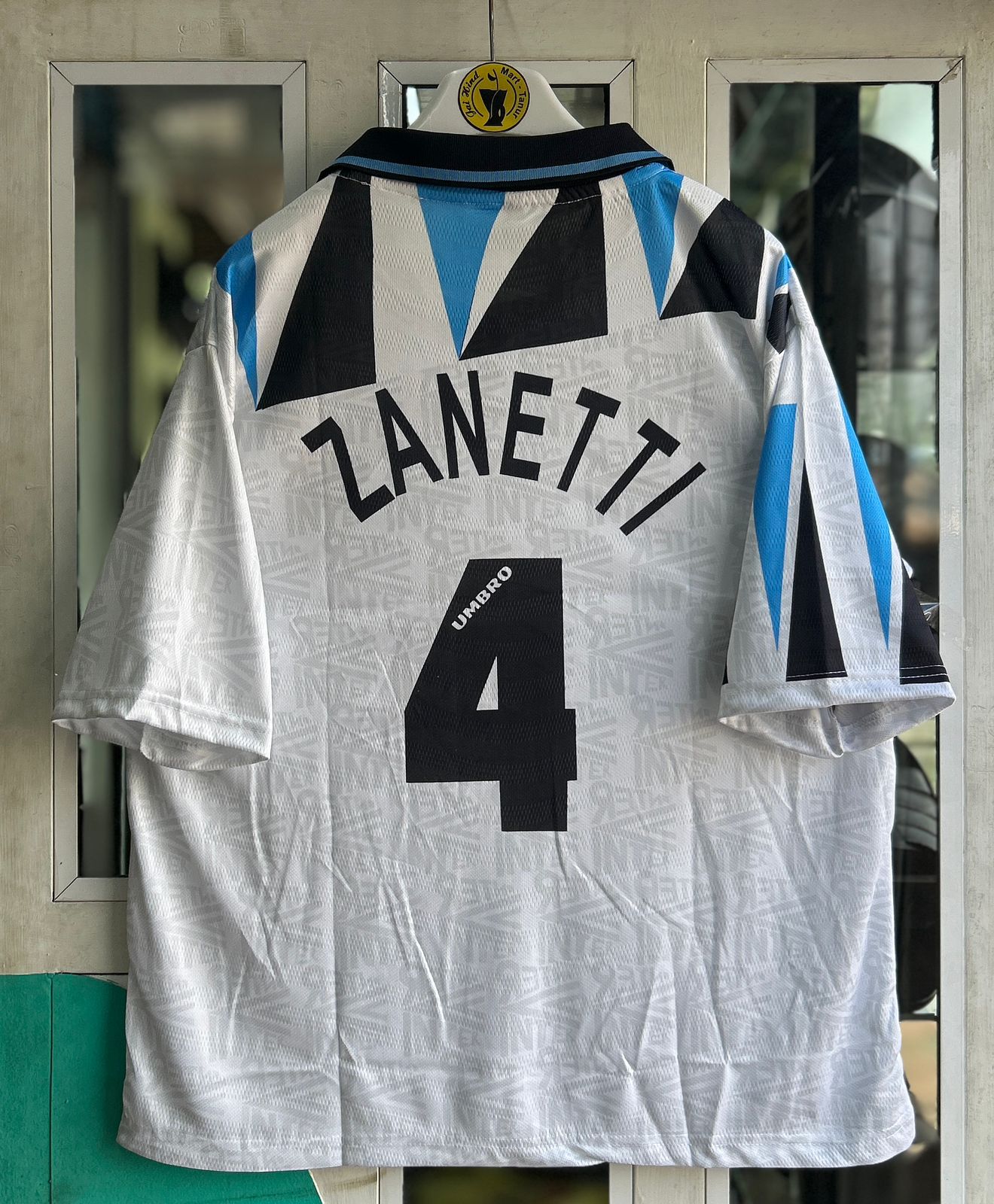INTERMILAN 1991–92 Kit – Zanetti Five-Sleeve Embroidered Polo (Retro)