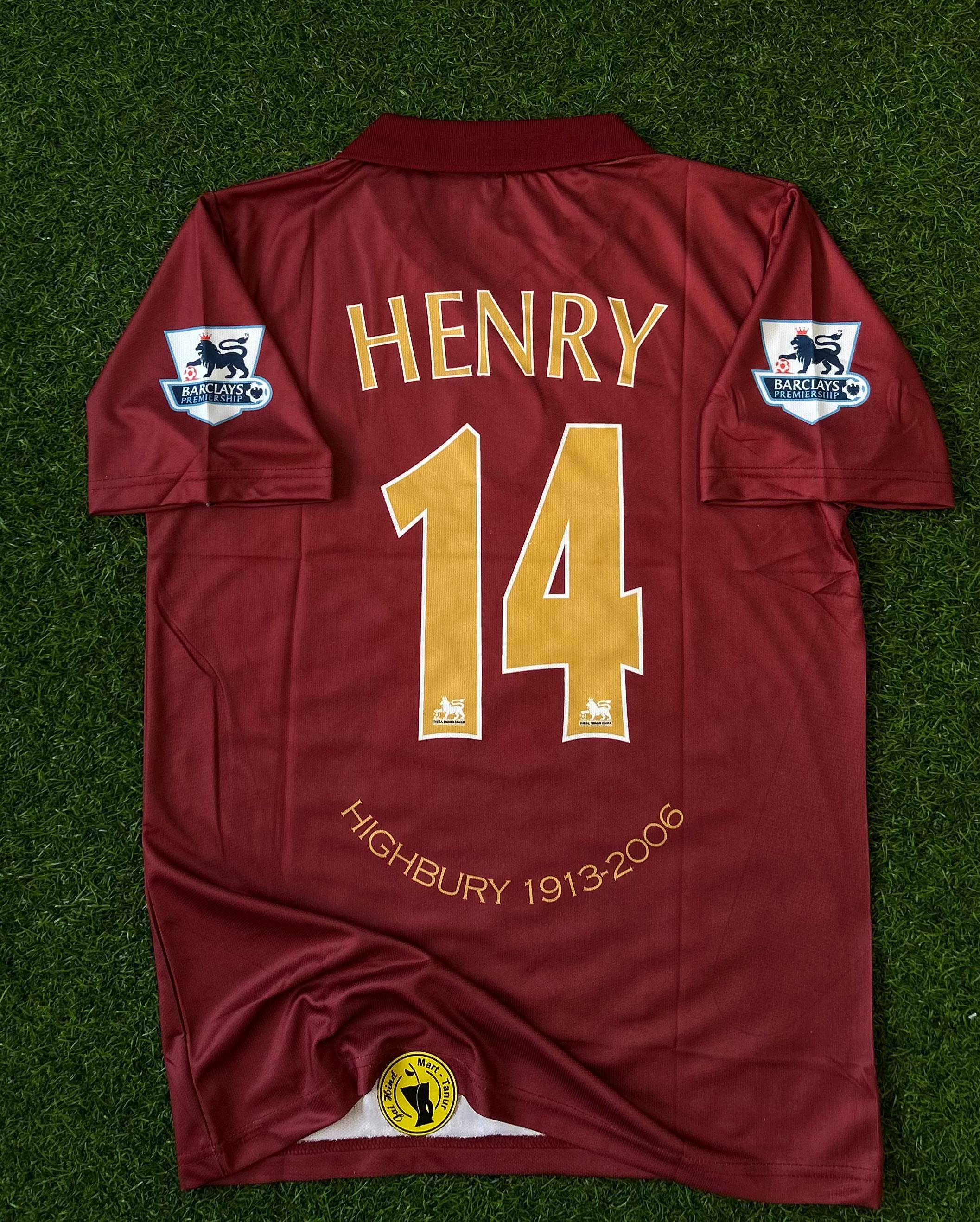 ARSENAL 2005-06 SEASON HOME KIT. HALFSLEEVE POLO EMBROIDERY