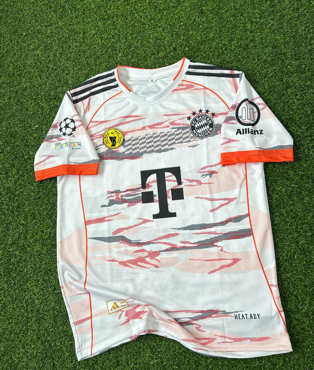 BAYERN MUNCHEN 2025-26 AWAY KIT.HALFSLEEVE SUBLIMATION