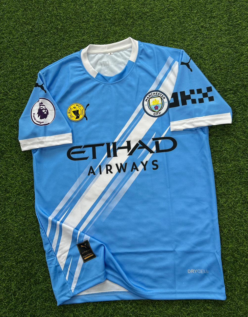 MAN CITY 2025-26 SEASON HOME KIT. HALFSLEEVE SUBLIMATION