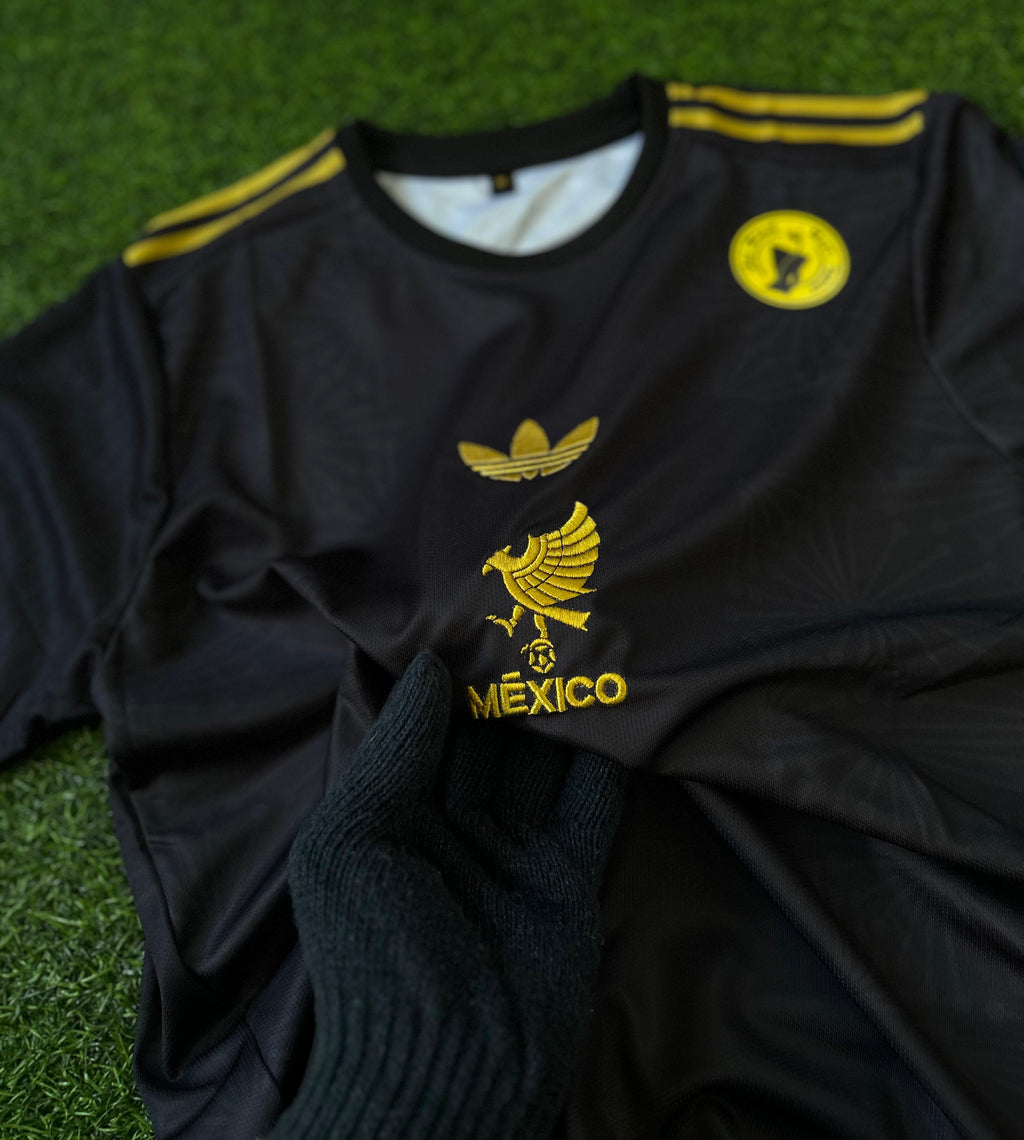 MEXICO  SPECIAL EDITION SOUVENIR  2025/26. HALFSLEEVE EMBROILEDERY