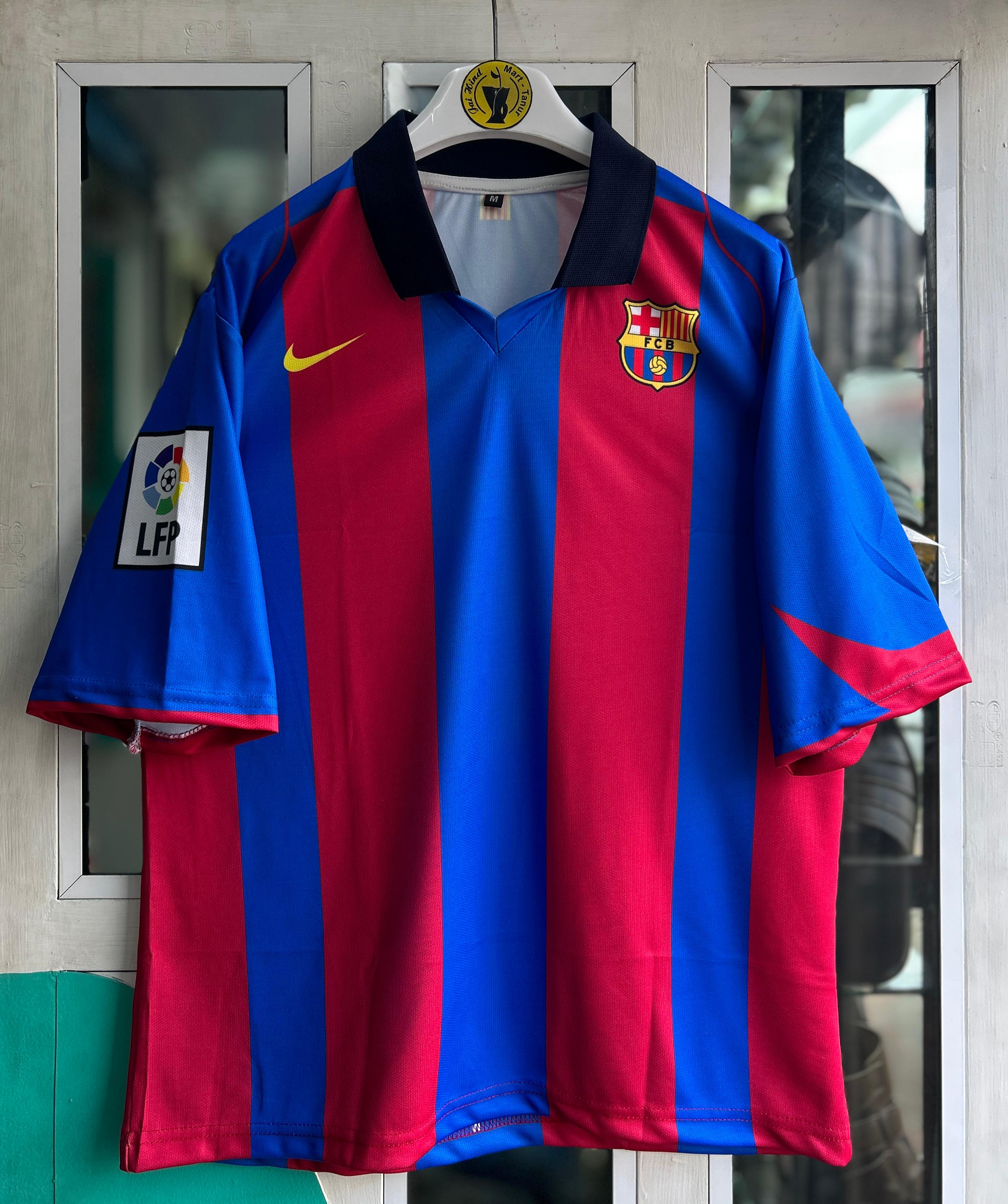 BARCELONA 2003-04 SEASON HOME. FIVESLEEVE POLO SUBLIMATION