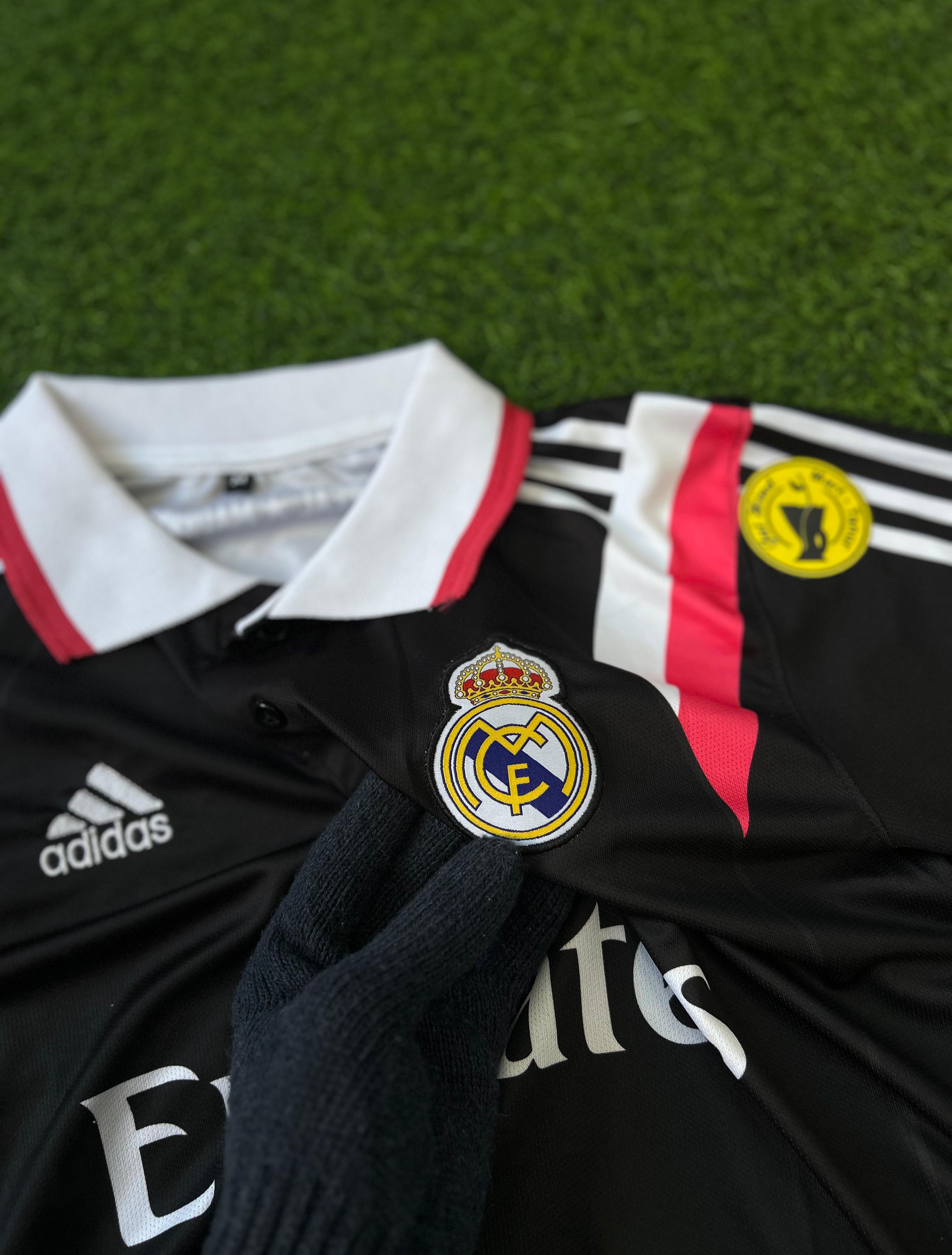 REAL MADRID VINTAGE SPECIAL EDITION .HALFSLEEVE POLO EMBROIDERY